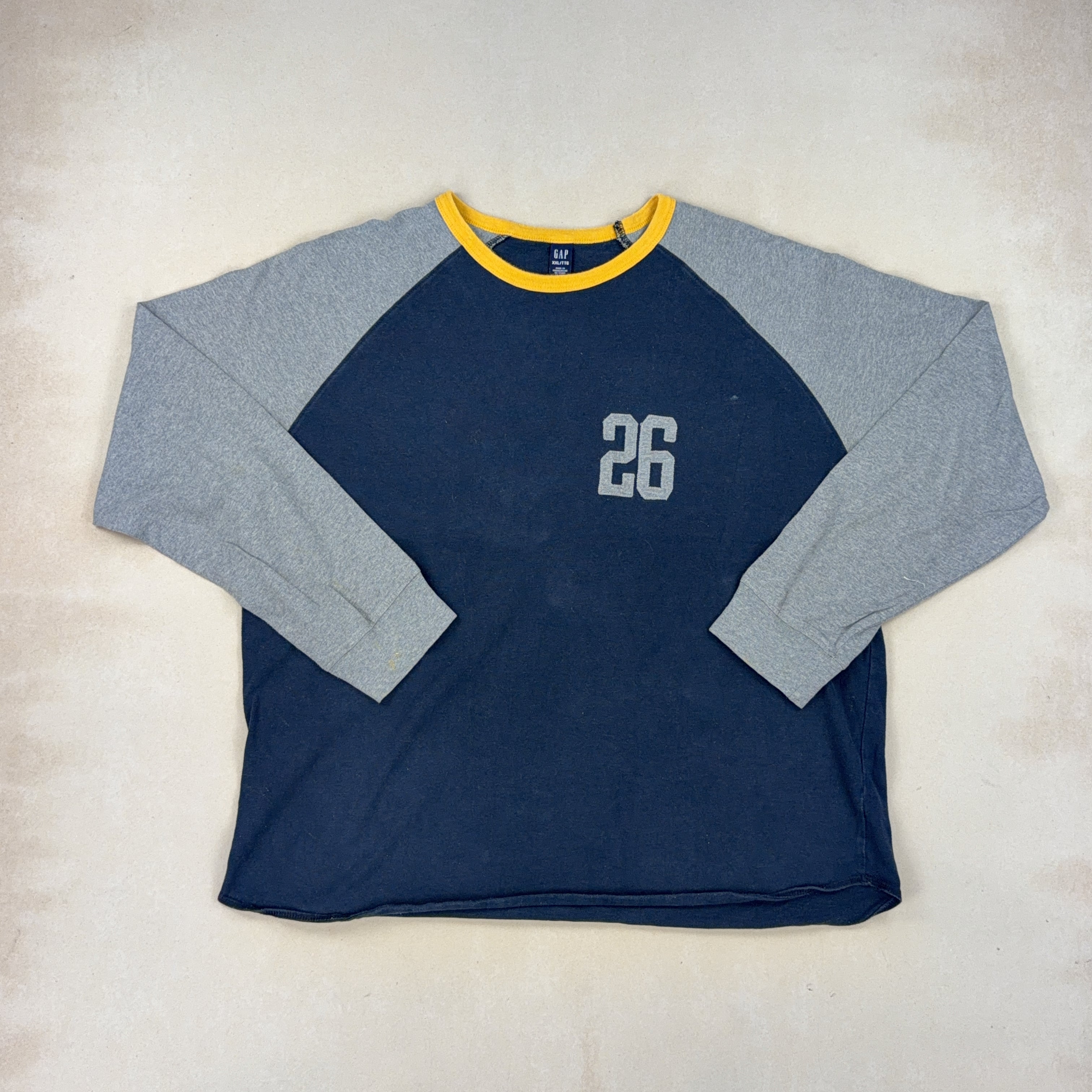 GAP LONG SLEEVE - X LARGE