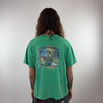 GREEN SURFING ATTITUDE TEE - MEDIUM