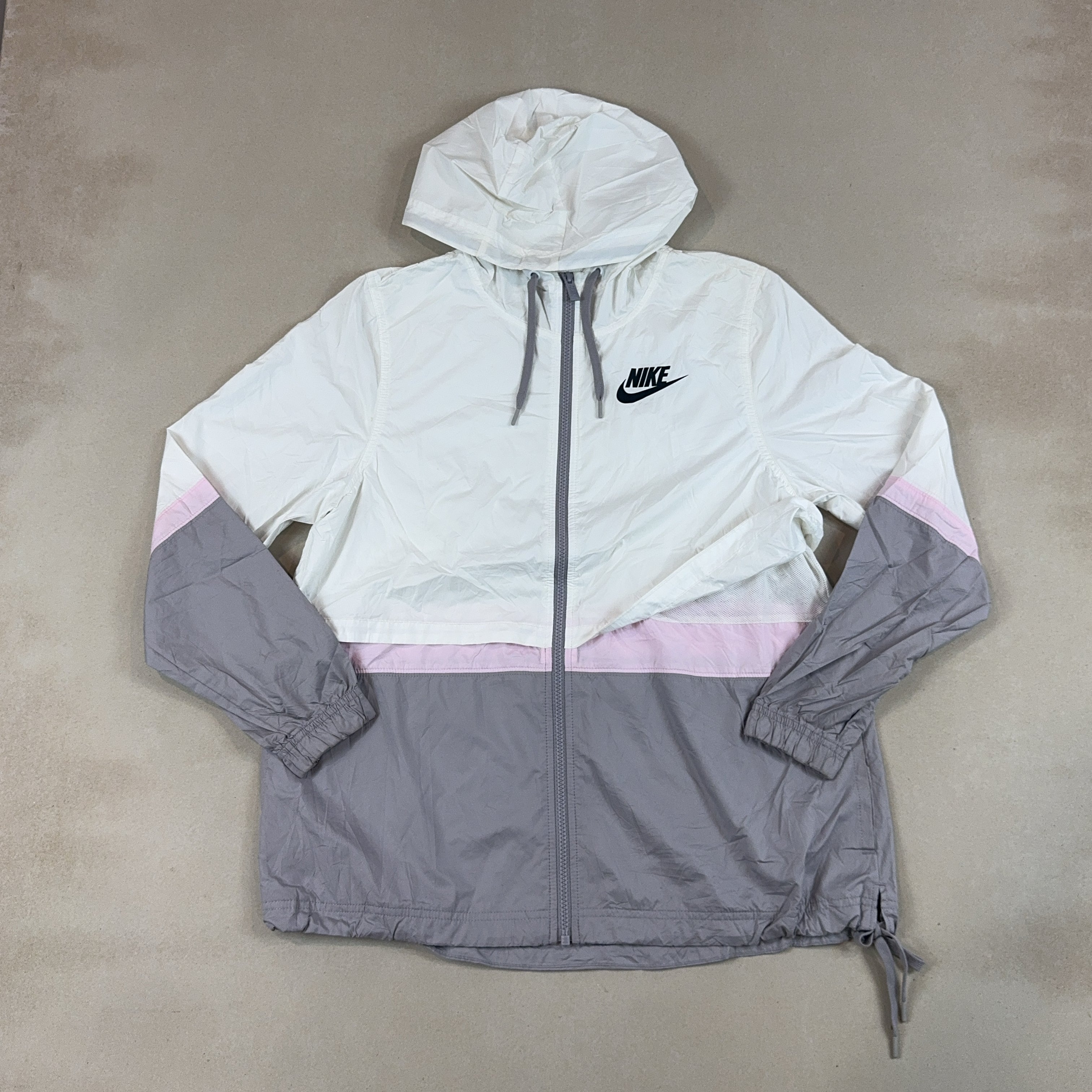 NIKE WIND BREAKER - SMALL