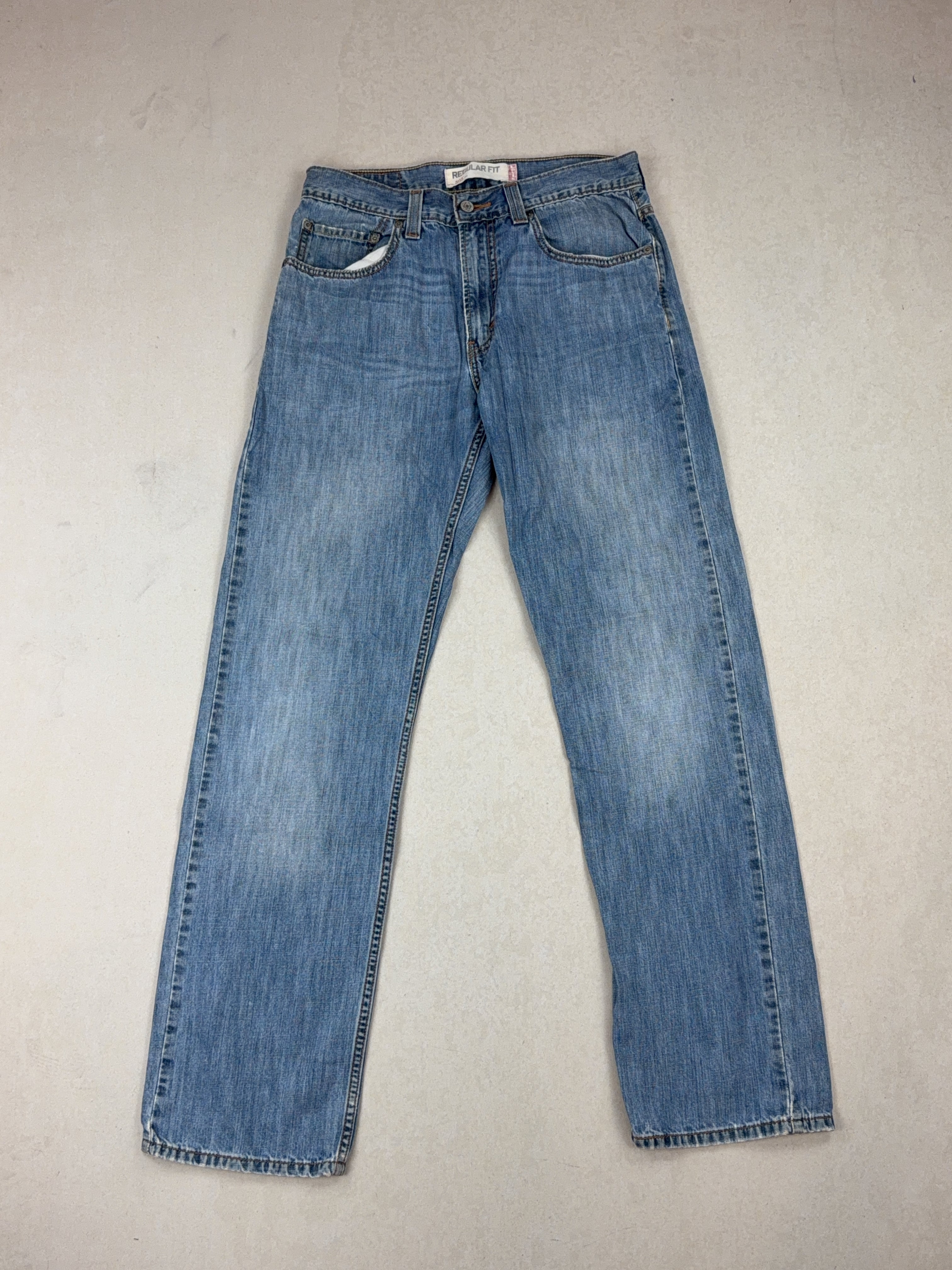 LEVI'S JEANS - MEDIUM