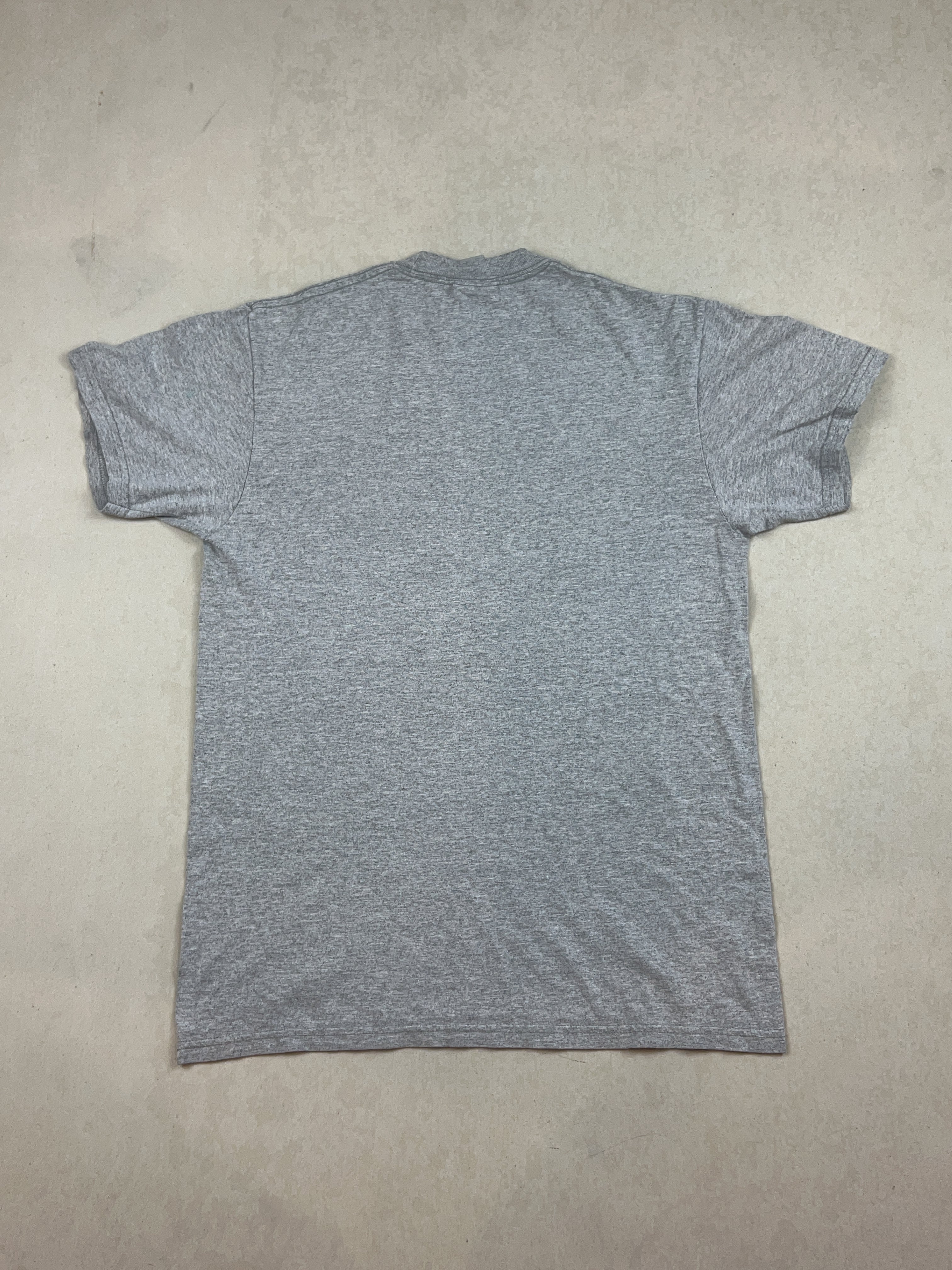 NIKE TEE - SMALL