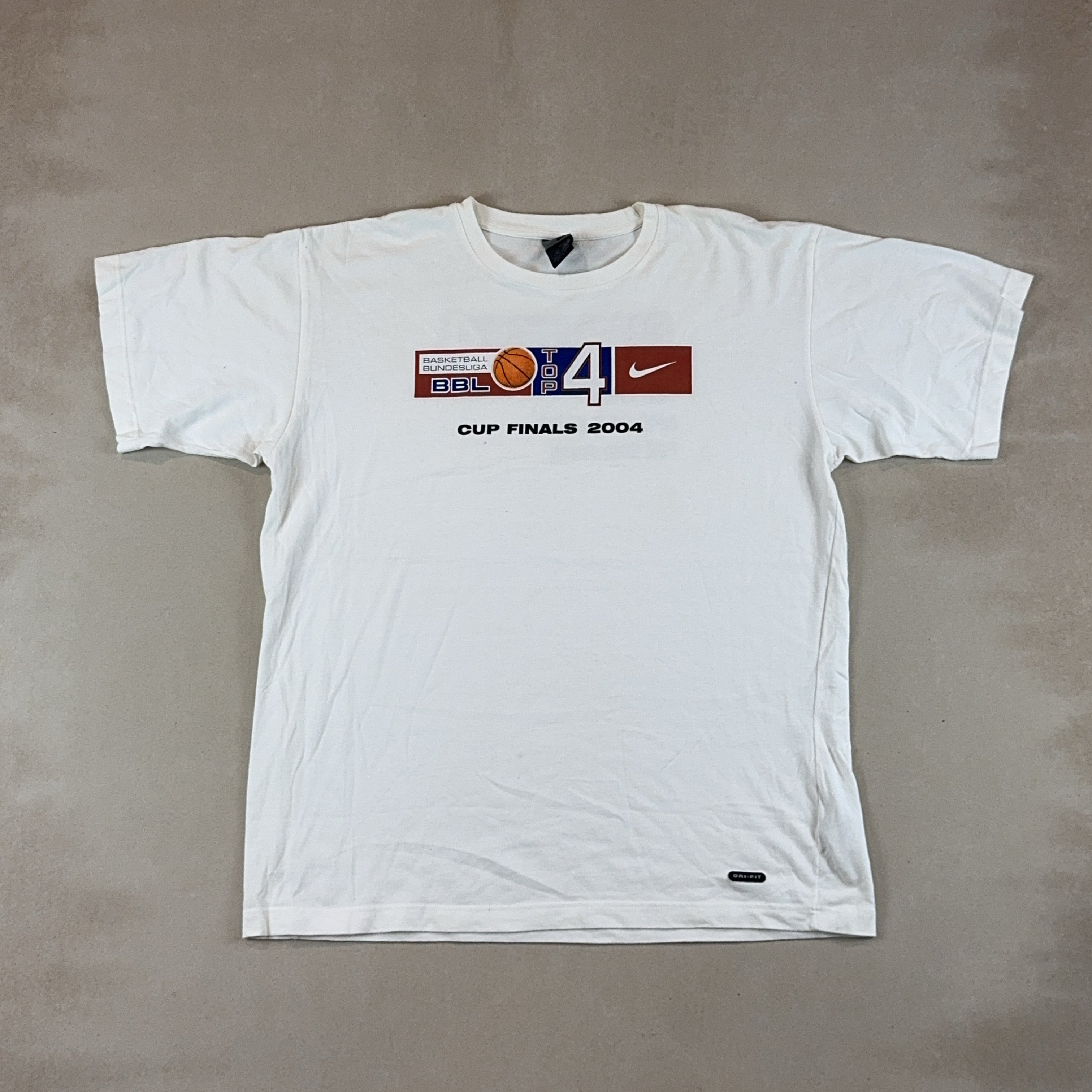 NIKE 2004 BASKETBALL TEE - X LARGE