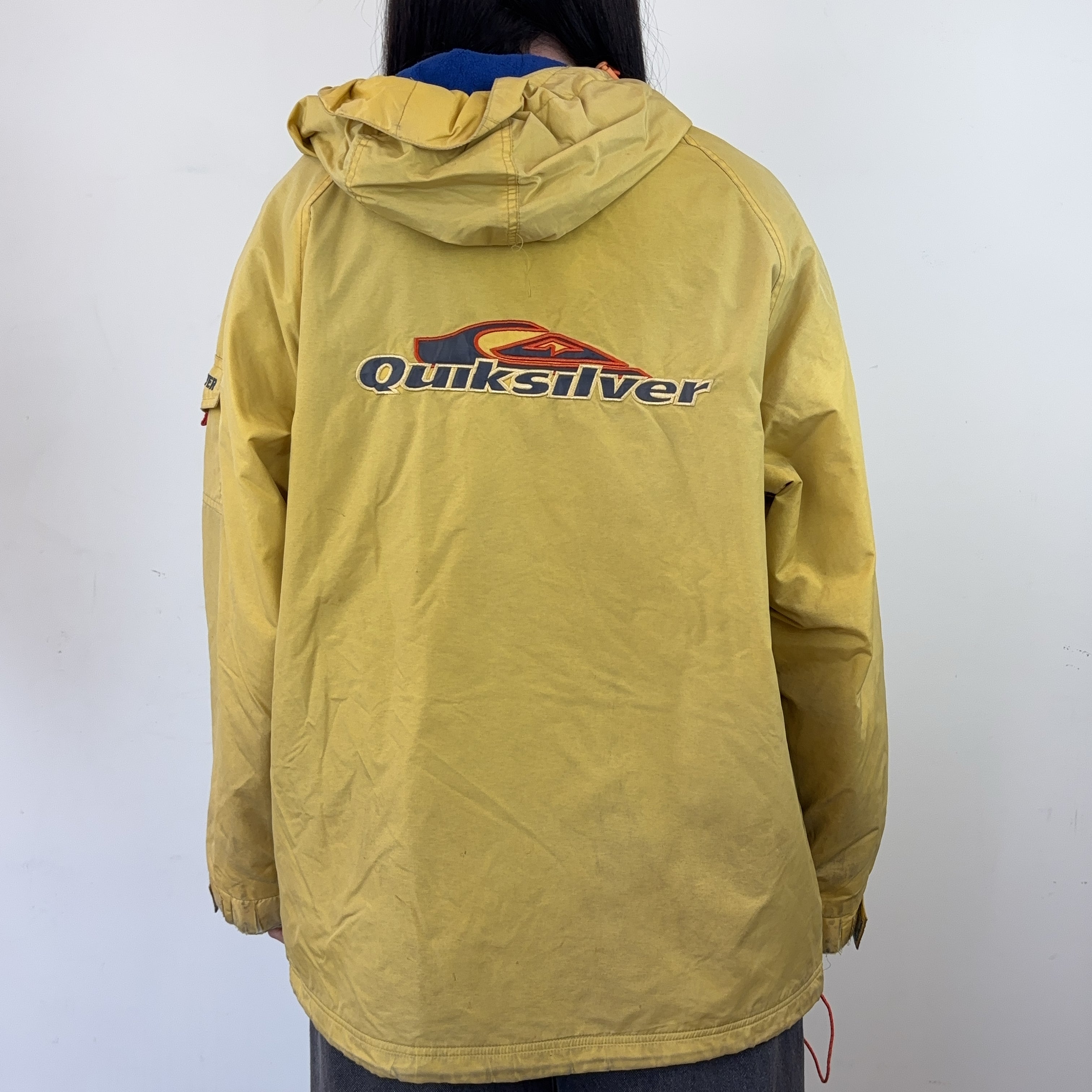 QUIKSILVER JACKET - X LARGE