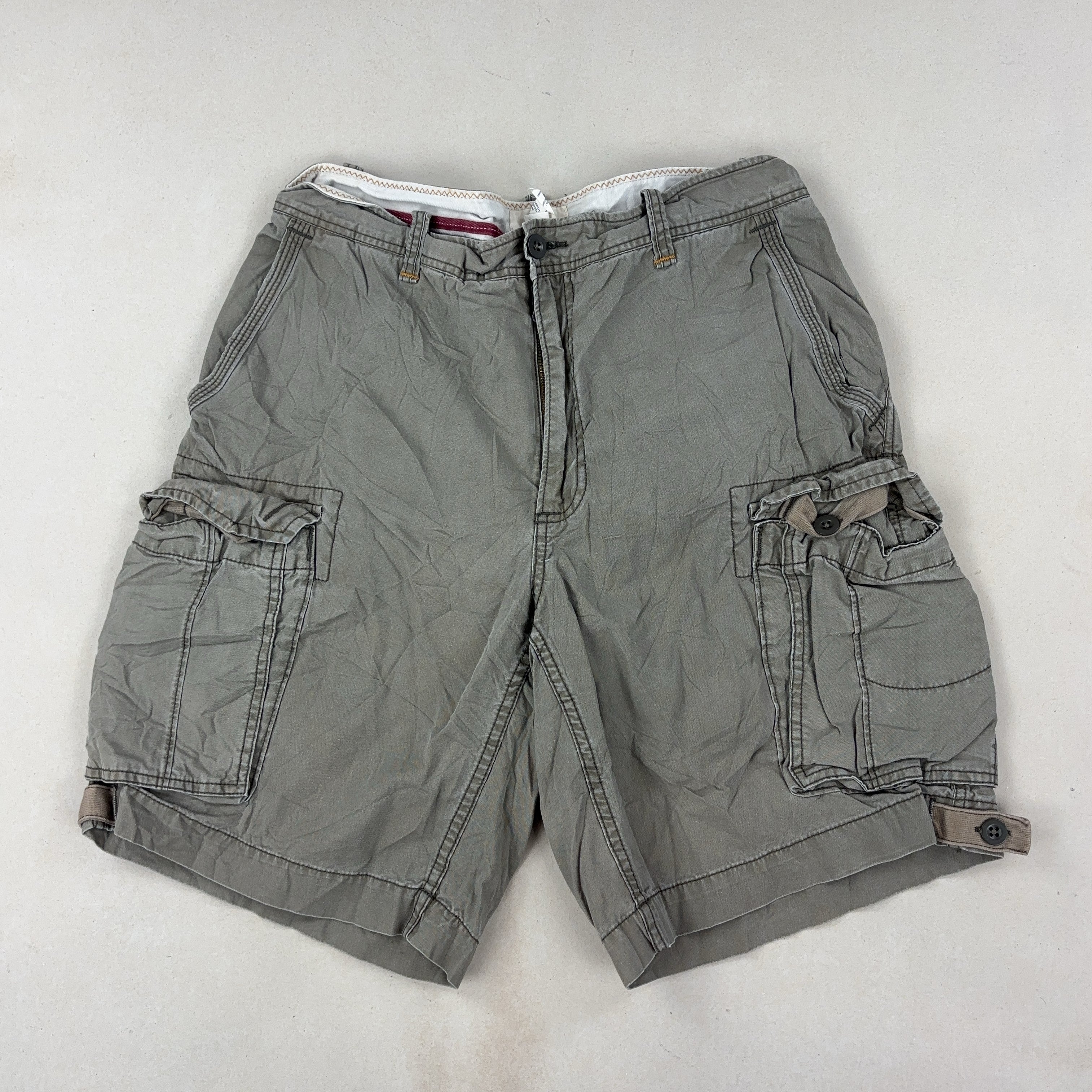 GAP SHORTS - LARGE
