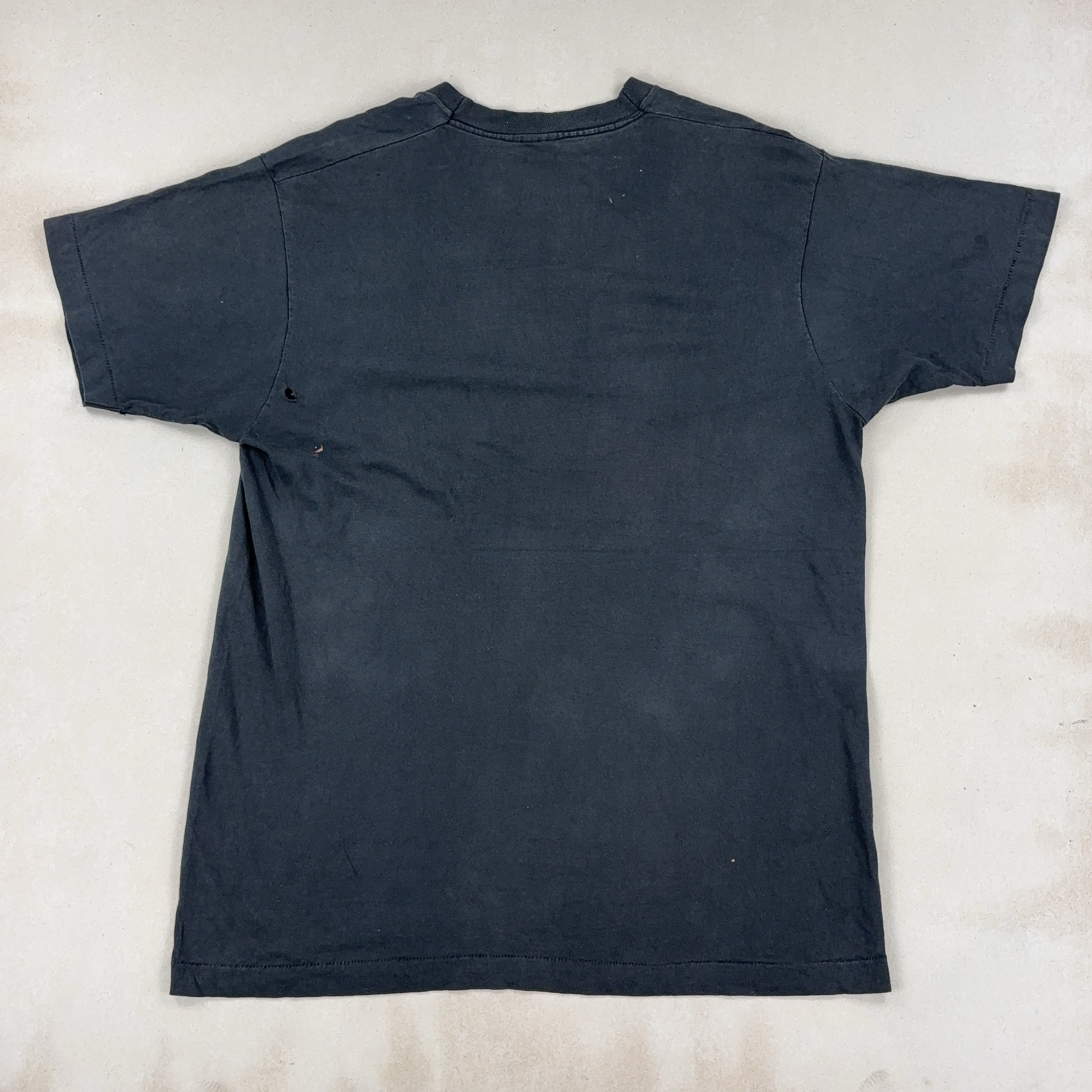 GRAPHIC BLACK TEE - LARGE