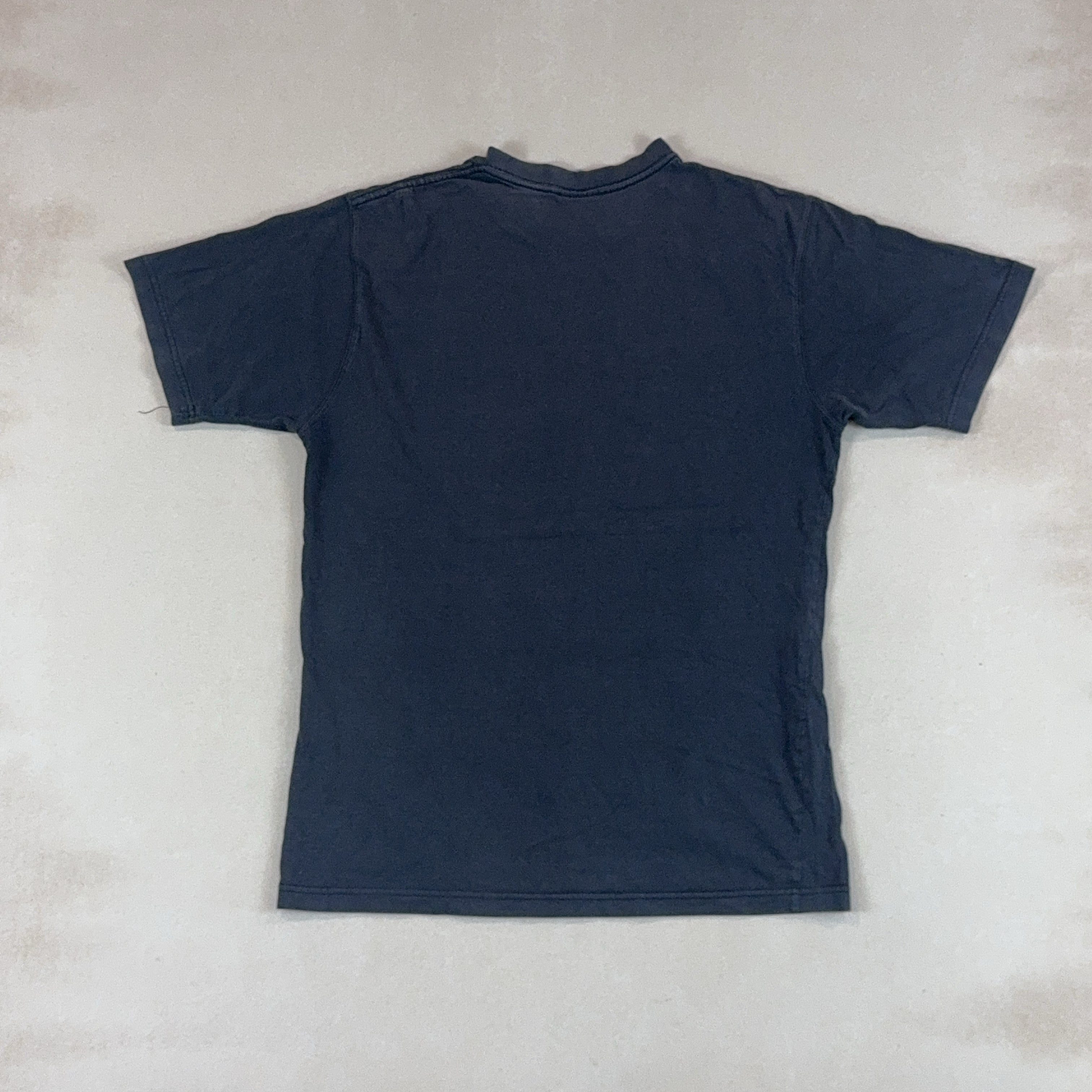 BODY GLOVE TEE - MEDIUM