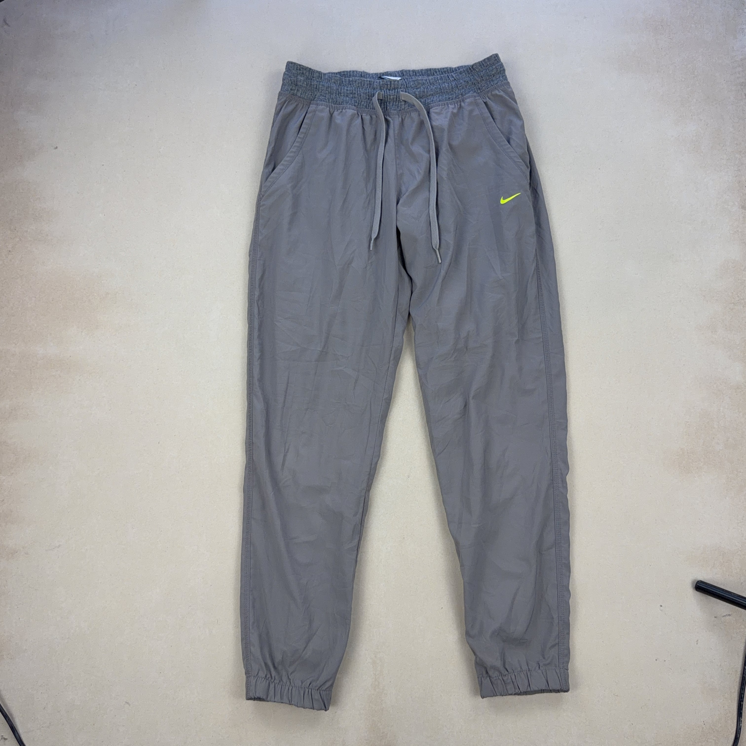 NIKE PANTS - SMALL