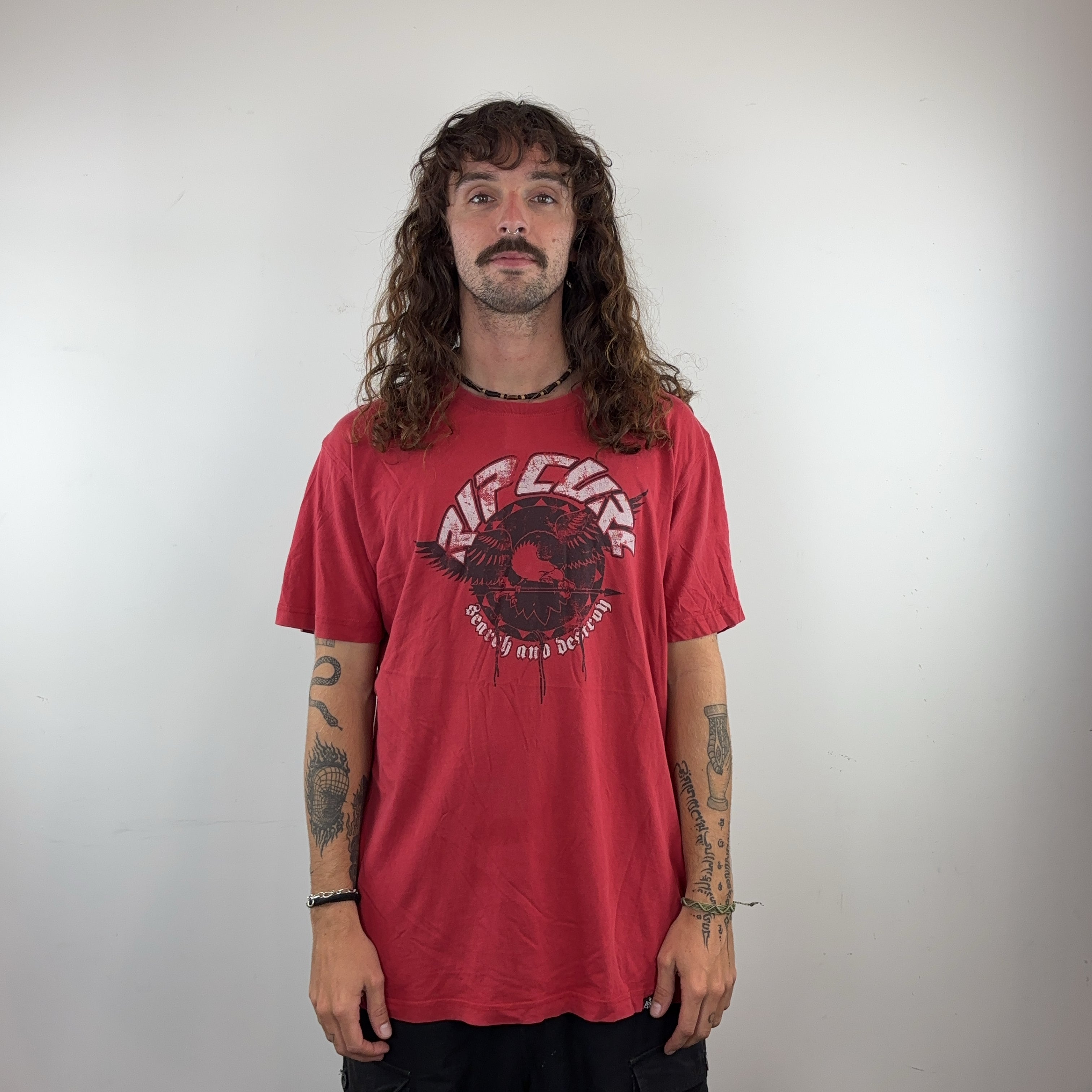 RIPCURL RED TEE - LARGE