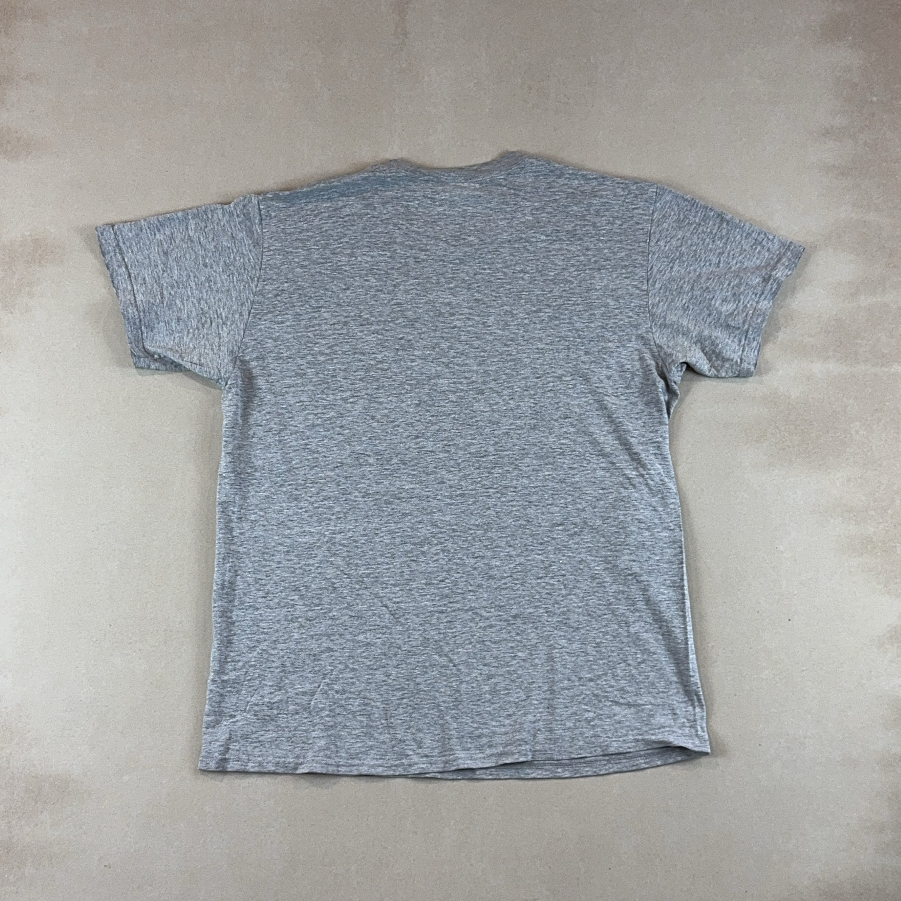NIKE TEE - MEDIUM
