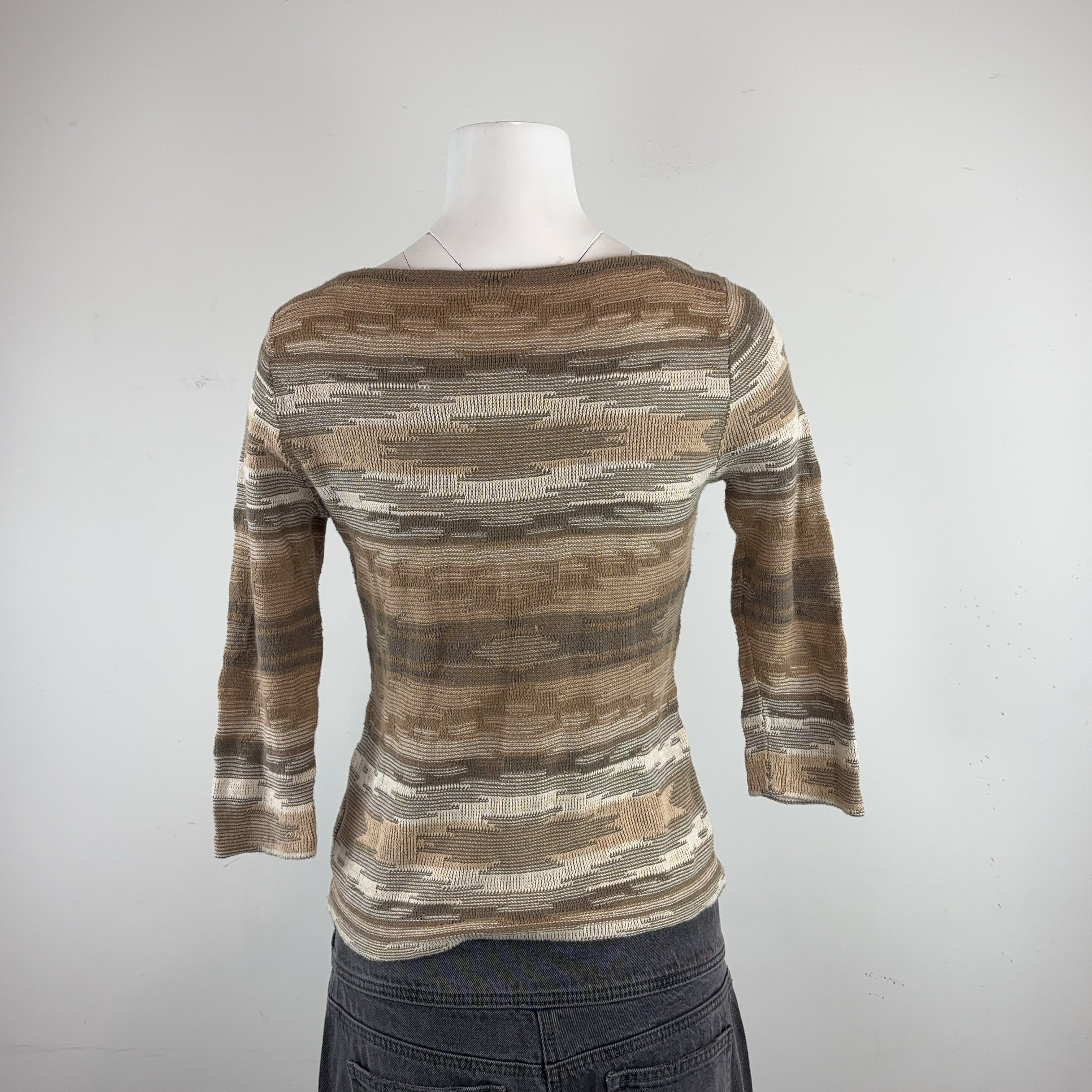 KNIT TOP - MEDIUM
