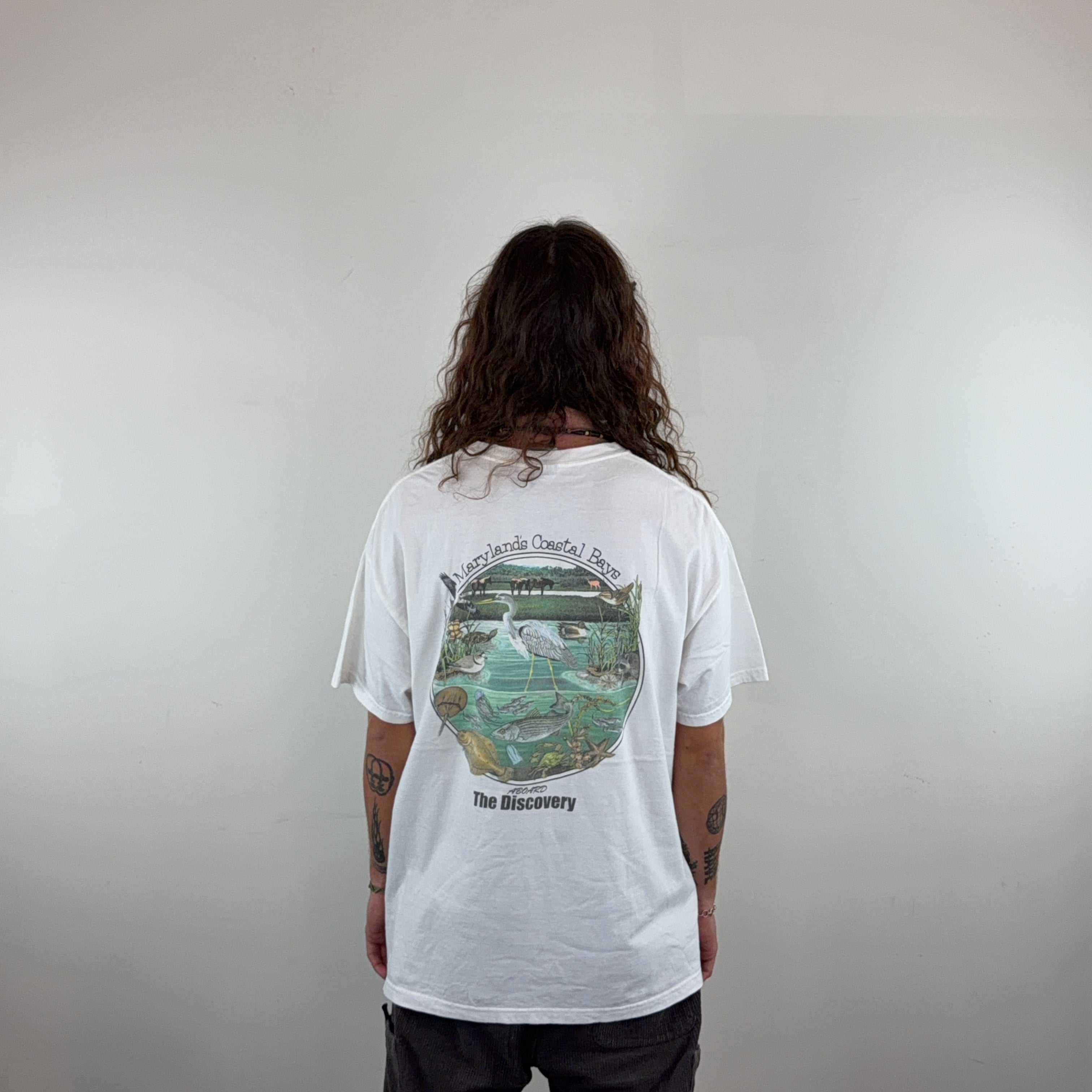 GRAPHIC VINTAGE TEE - LARGE