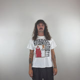 GRAPHIC TEE - MEDIUM