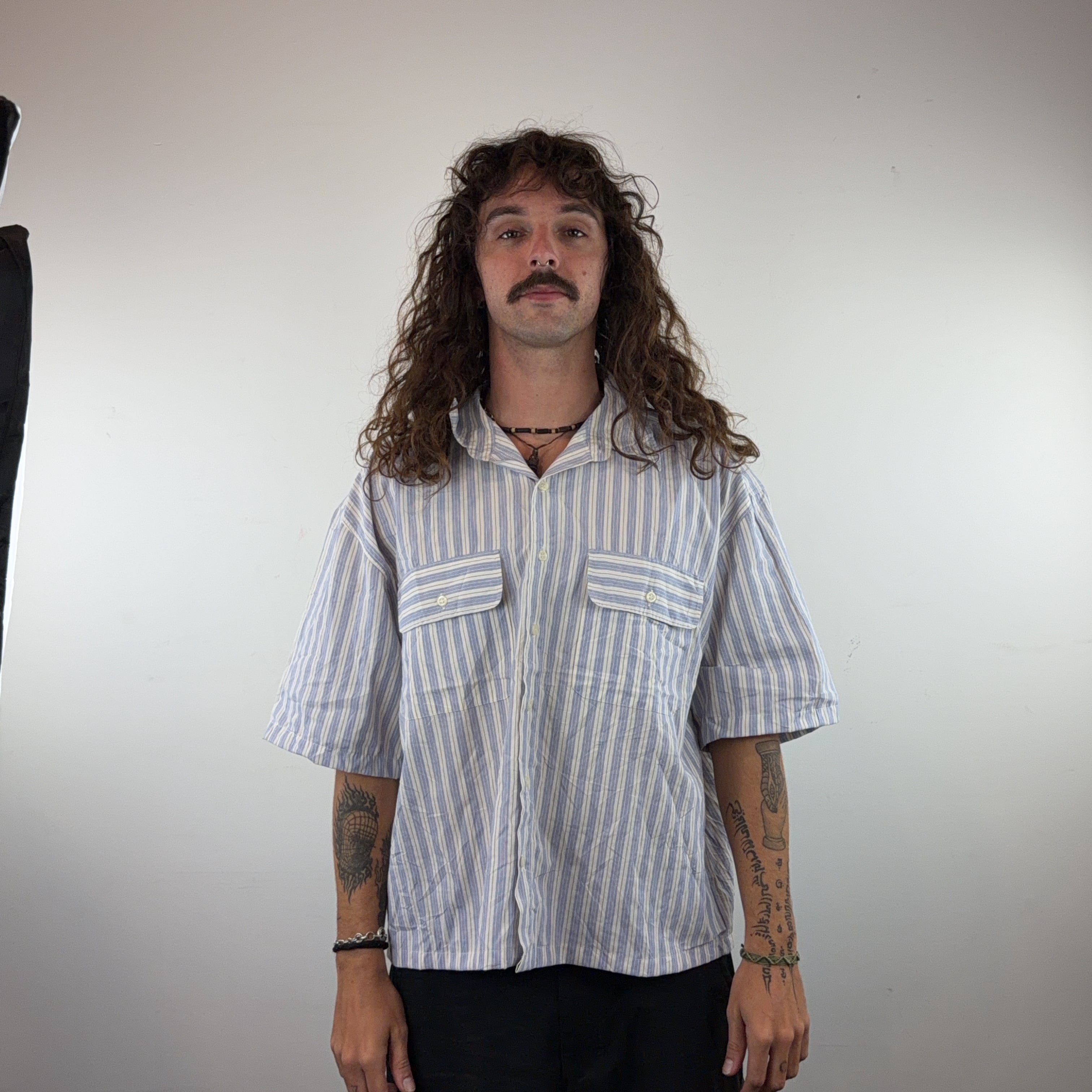 VINTAGE BOXY SHIRT - LARGE
