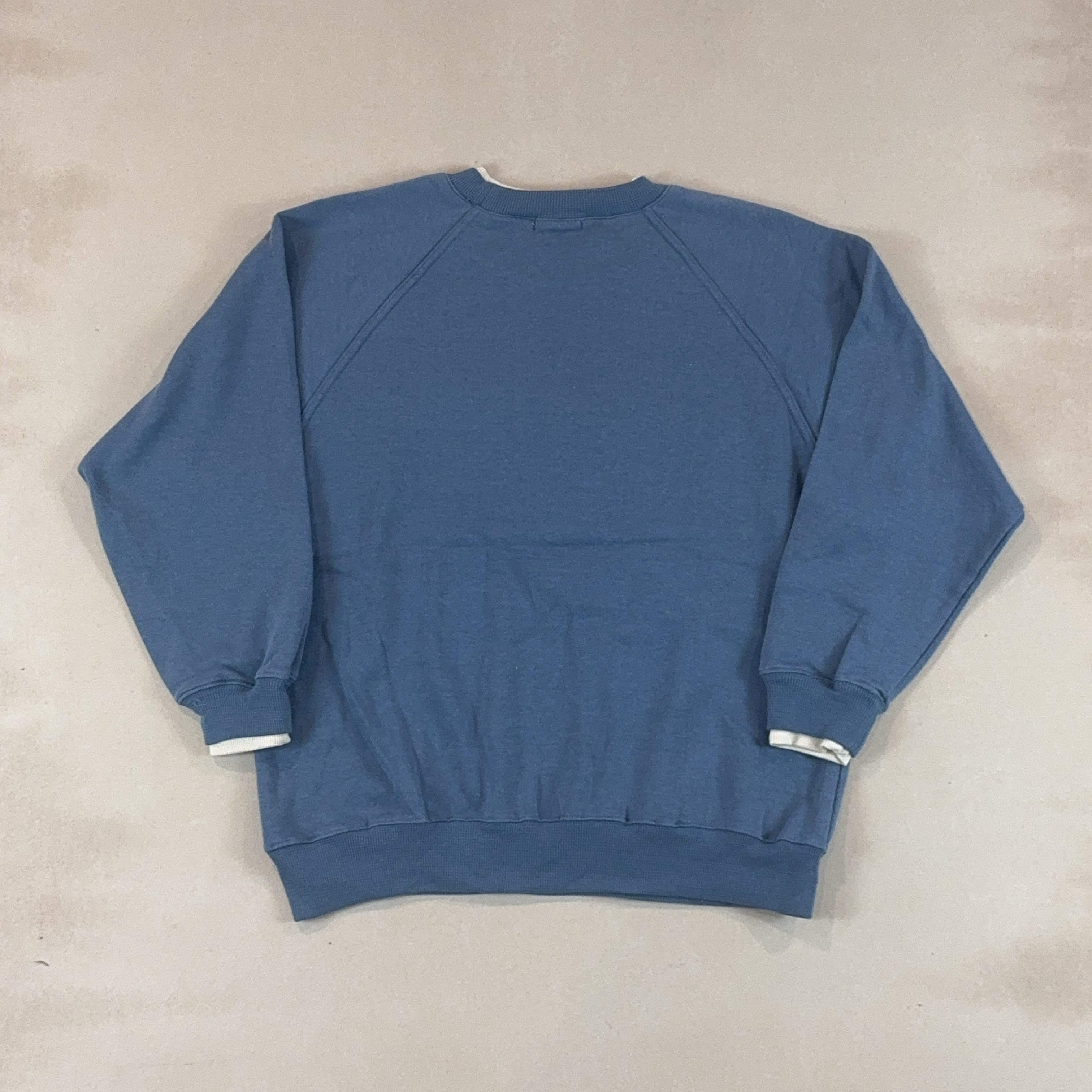 BASIC BOY CLUB CREW - LARGE
