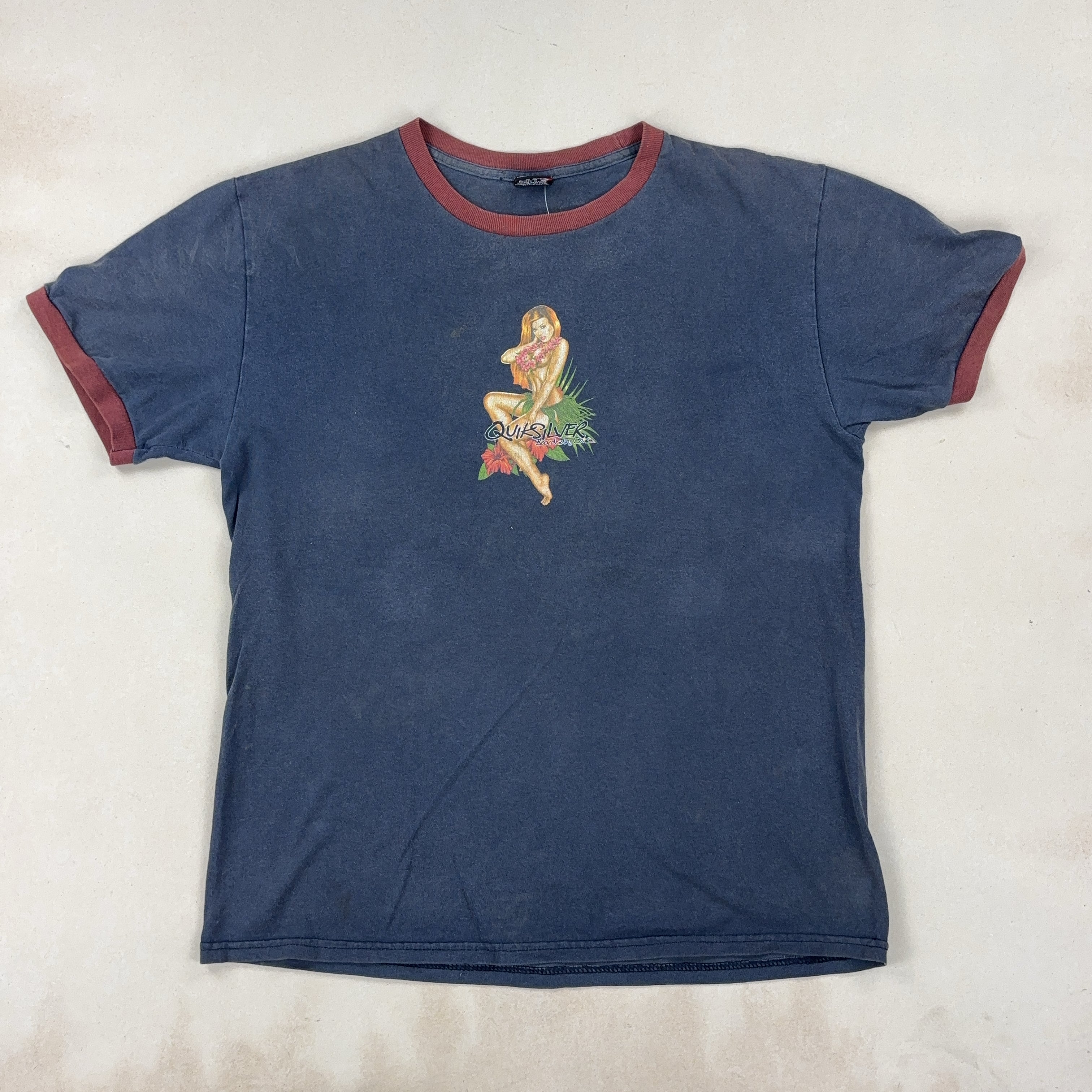 QUIKSILVER TEE - MEDIUM