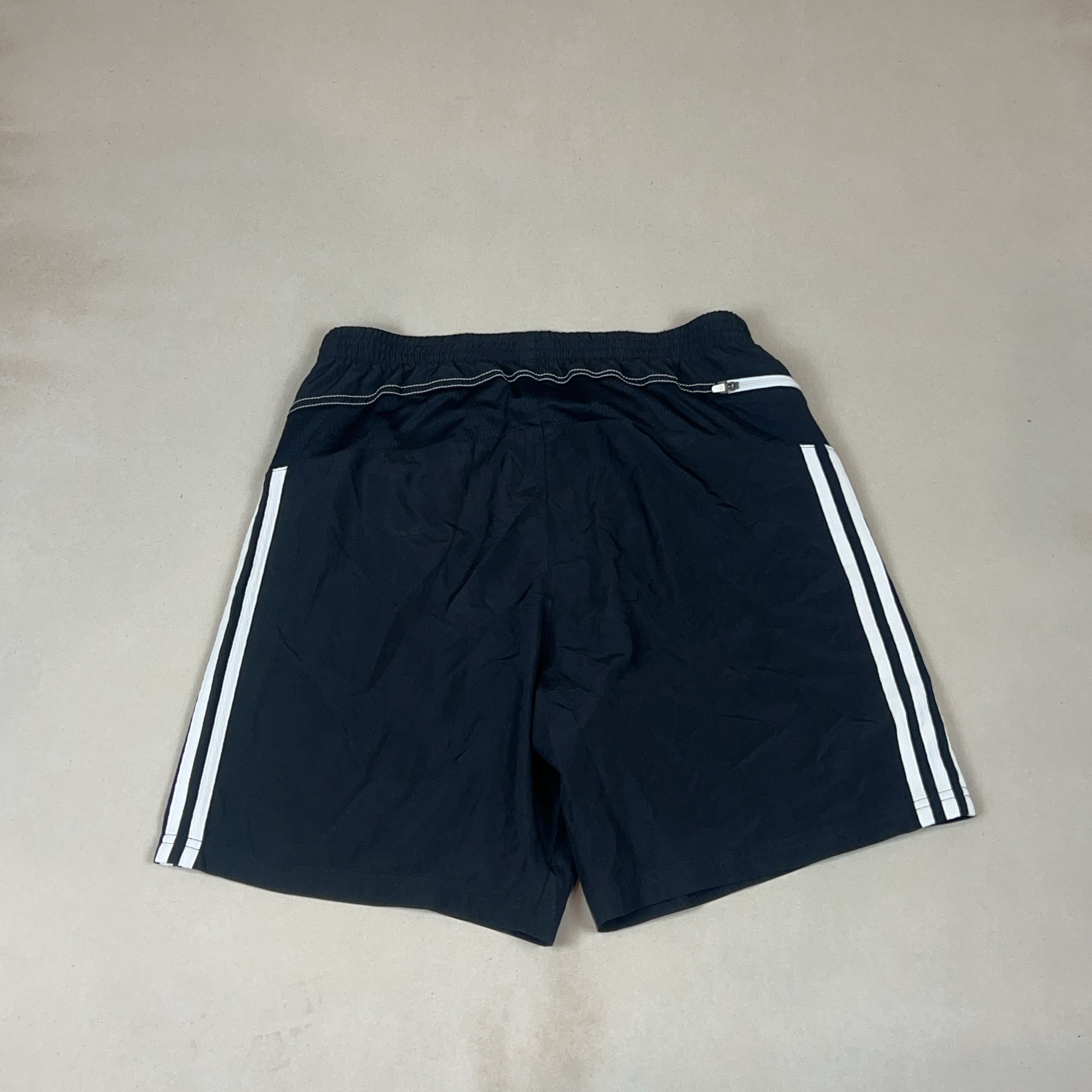 ADIDAS SHORTS - SMALL