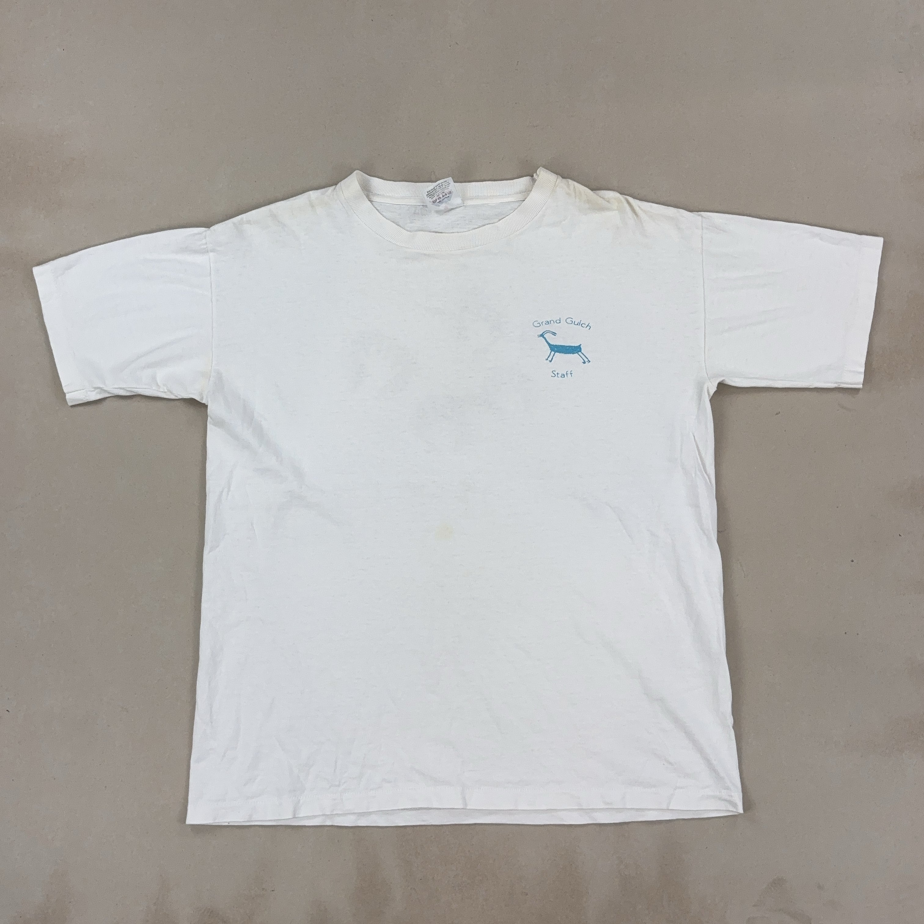 VINTAGE TEE - MEDIUM