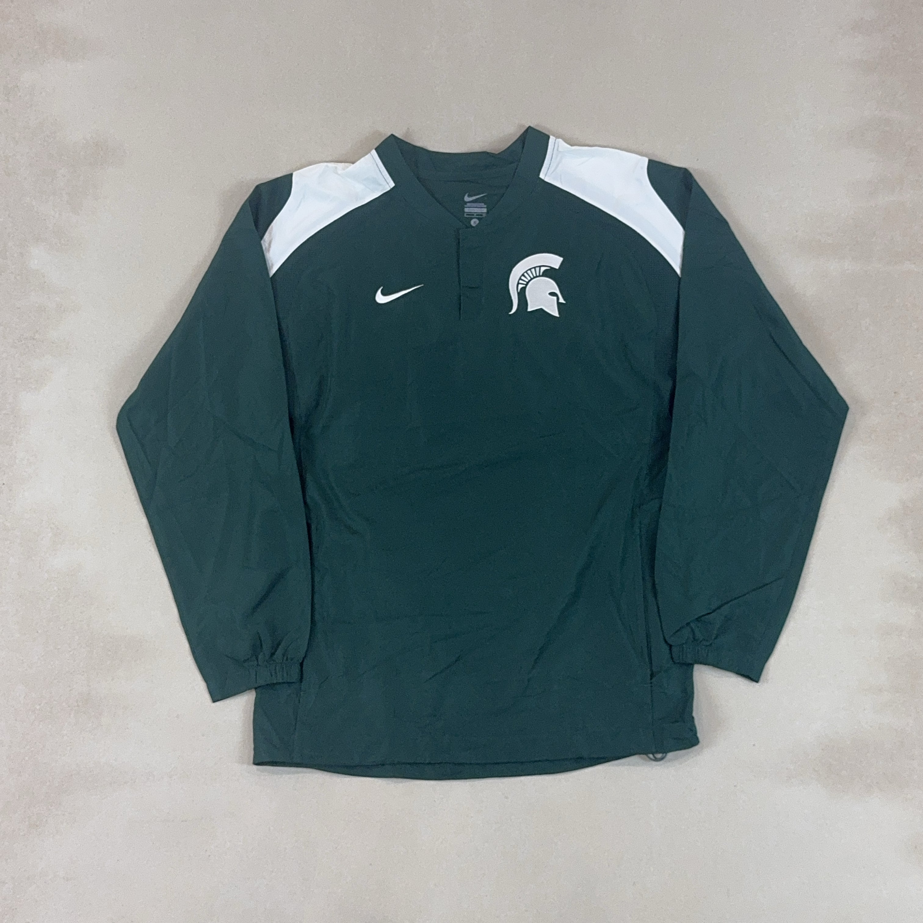 NIKE WIND BREAKER - MEDIUM