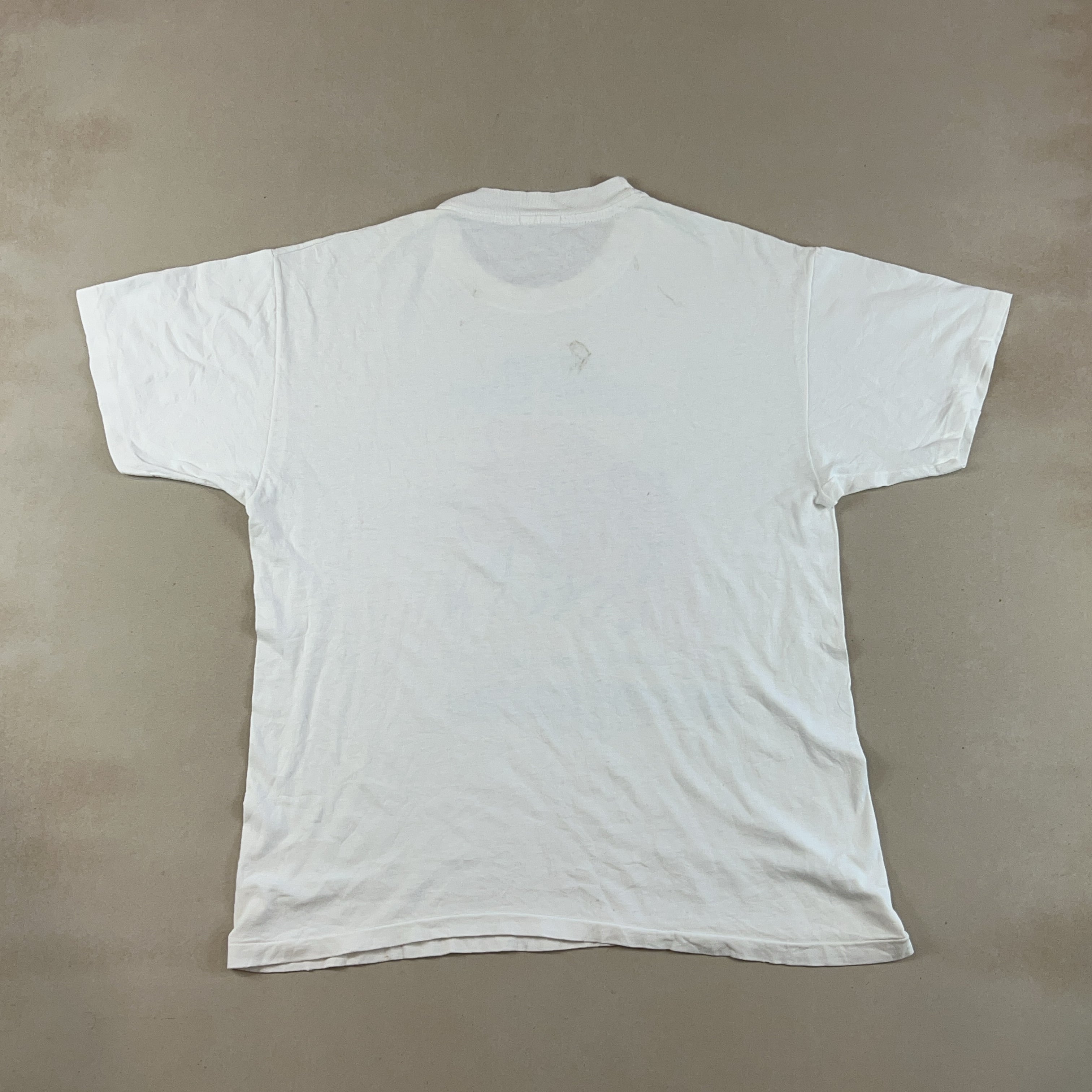 GRAPHIC TEE - LARGE