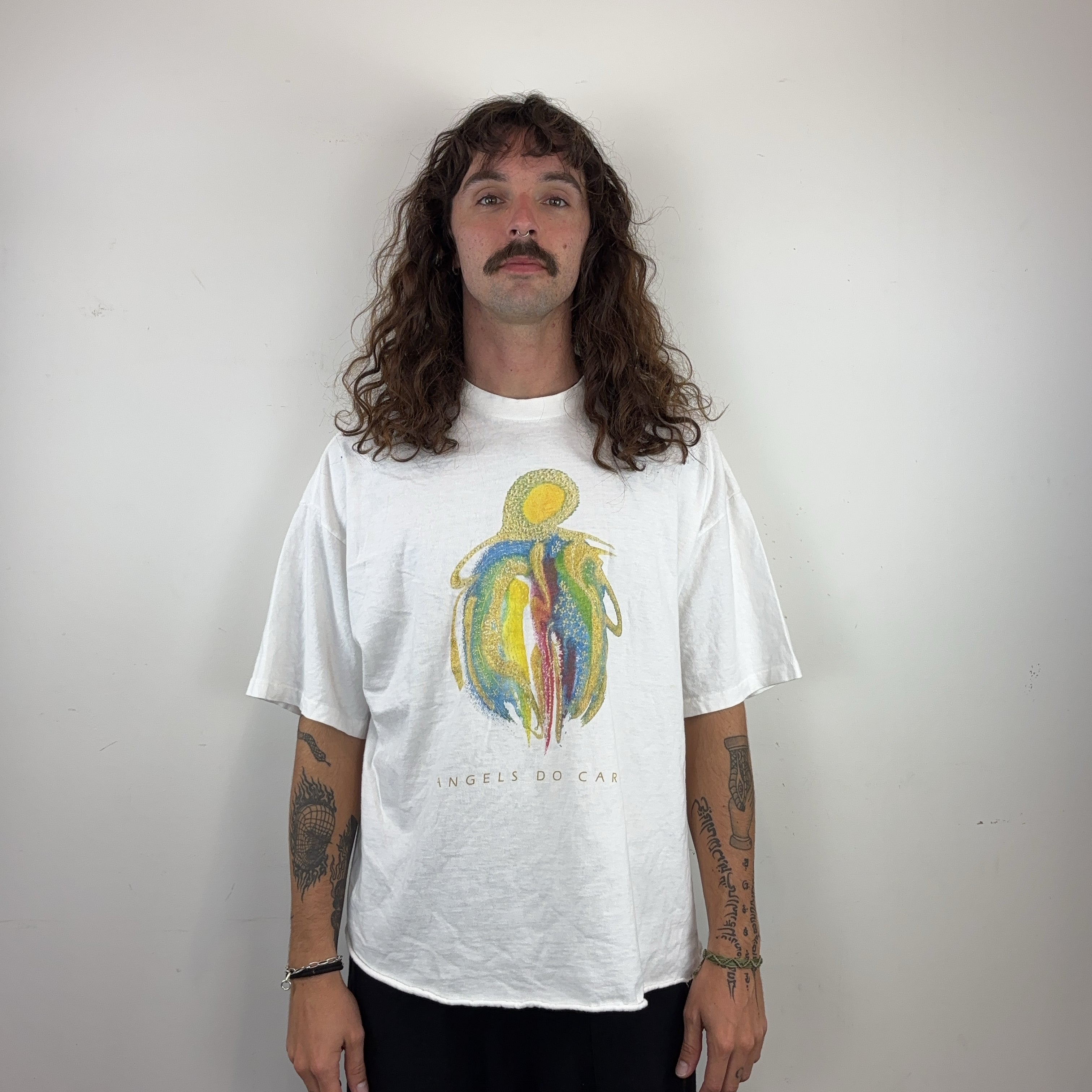 GRAPHIC TEE - LARGE