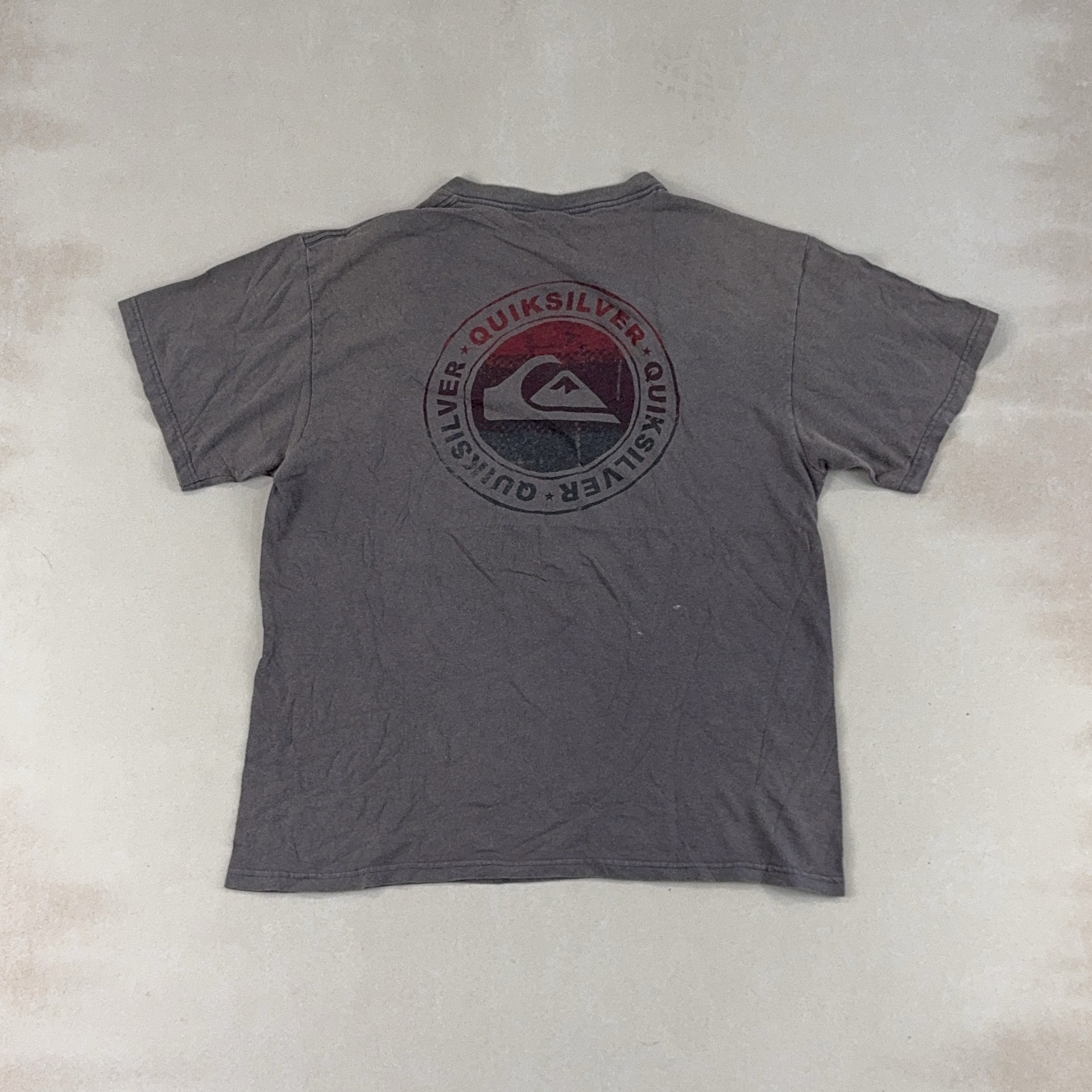 QUIKSILVER BROWN TEE - MEDIUM