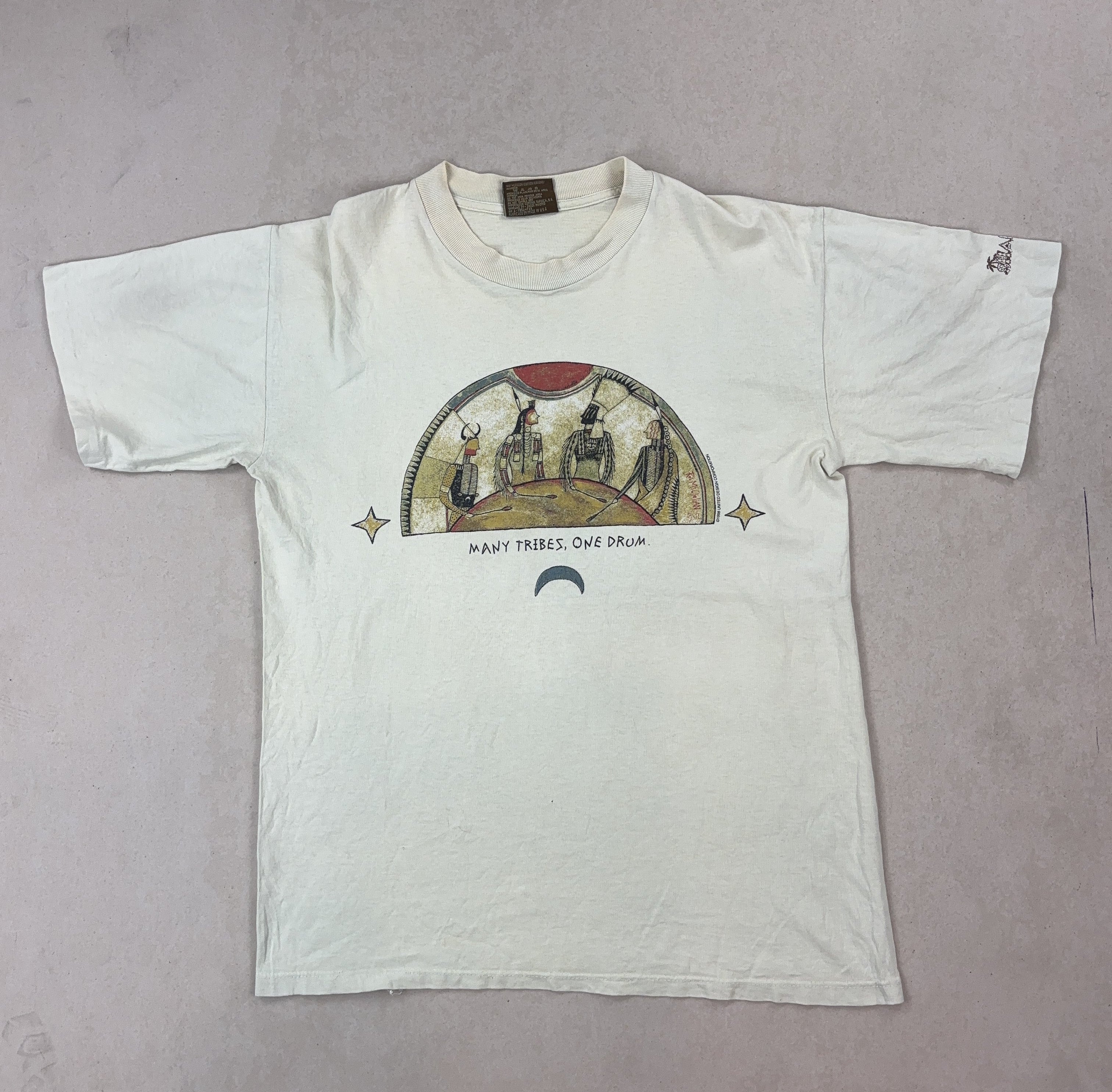 GRAPHIC OFF BEIGE TEE - MEDIUM