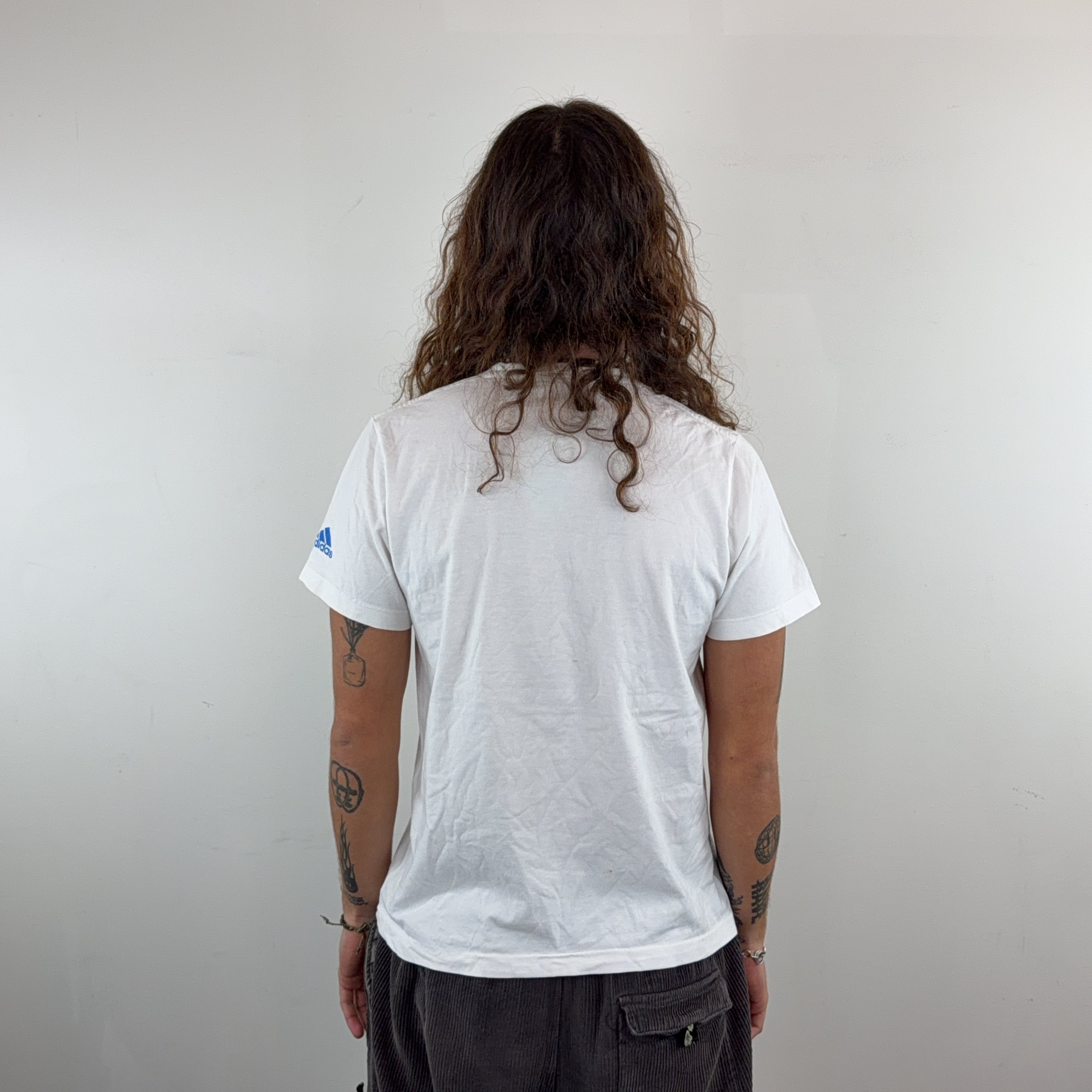 ADIDAS GRAPHIC TEE - SMALL