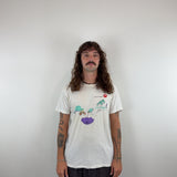 GRAPHIC TEE - MEDIUM