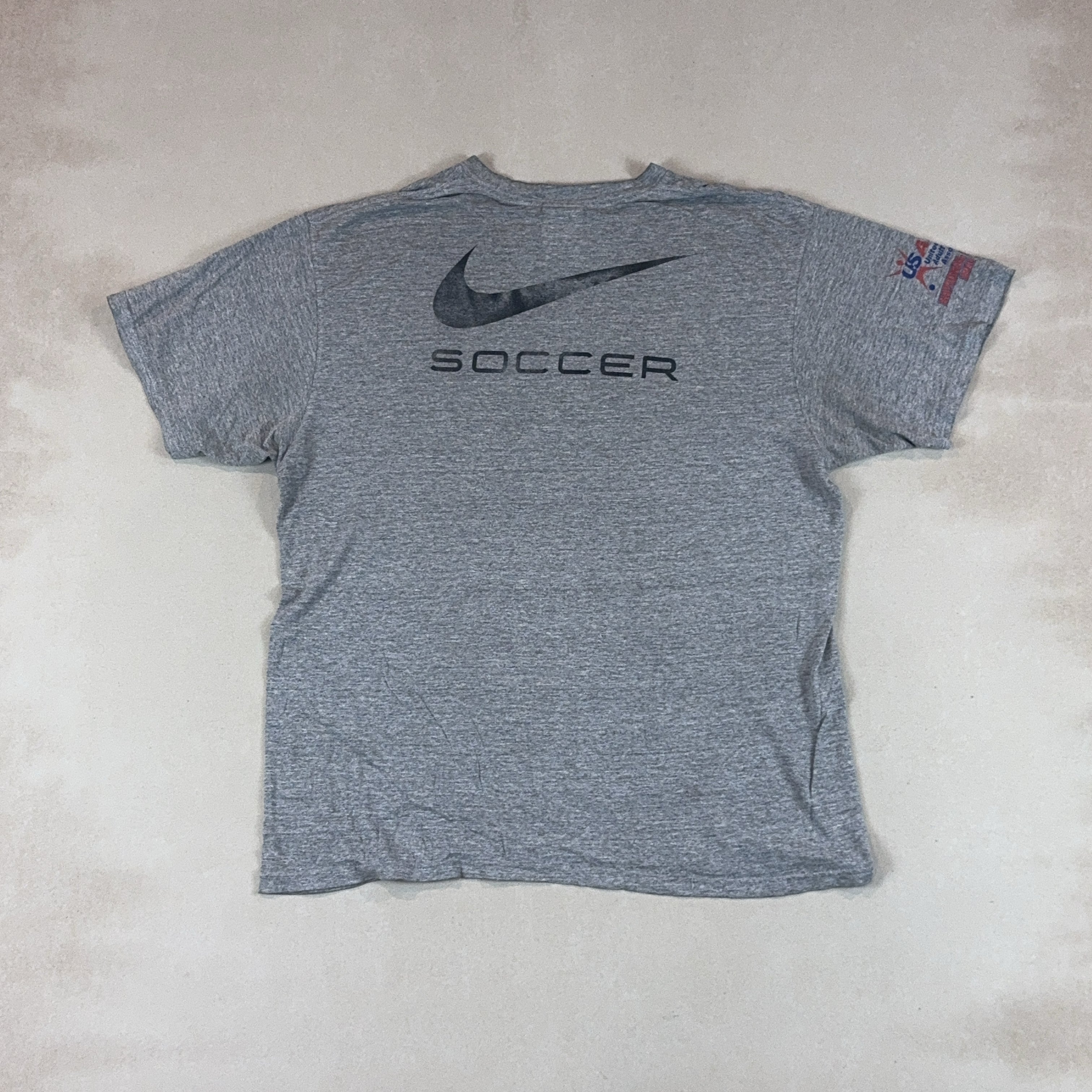 NIKE TEE - LARGE