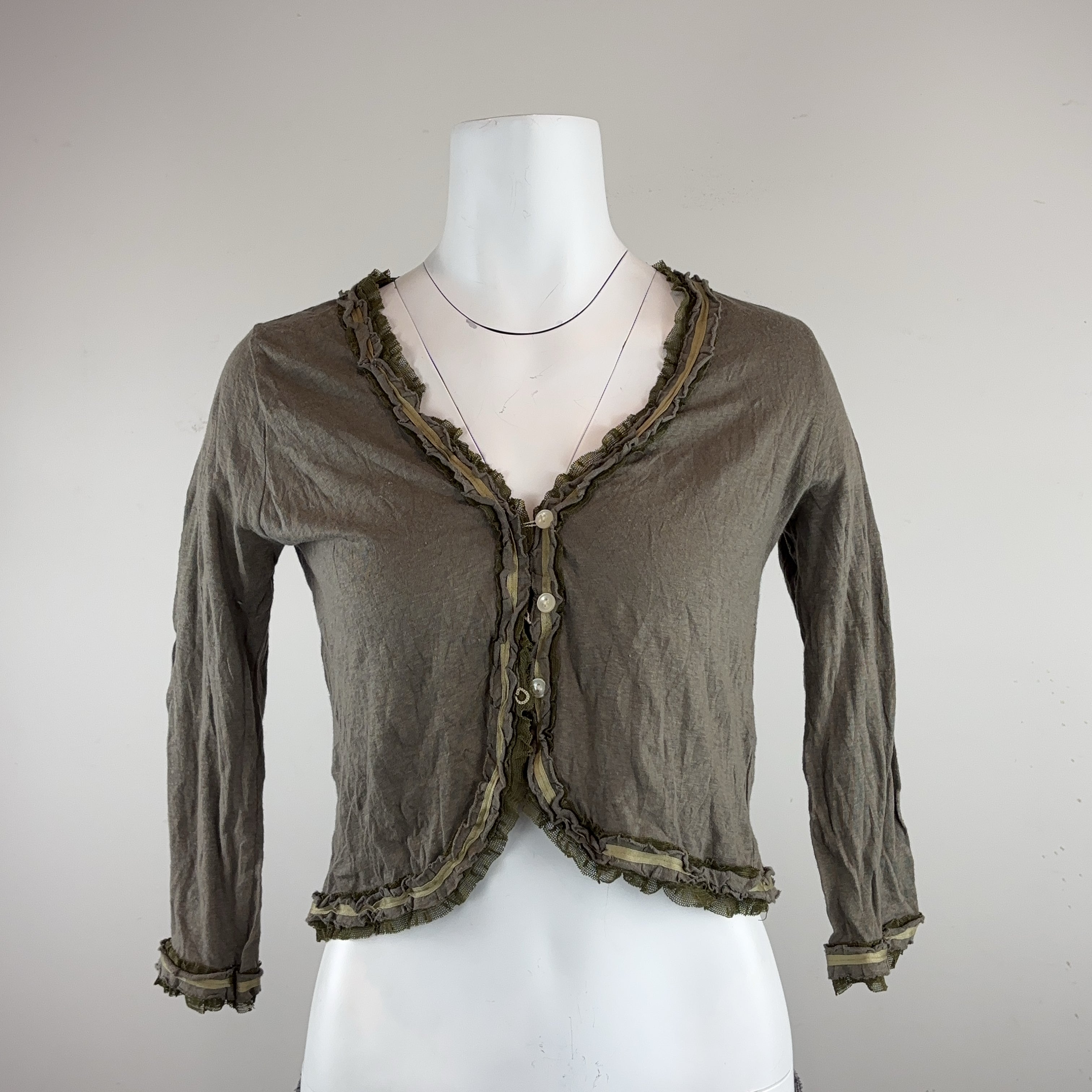 OLIVE GREEN LONG SLEEVE - MEDIUM