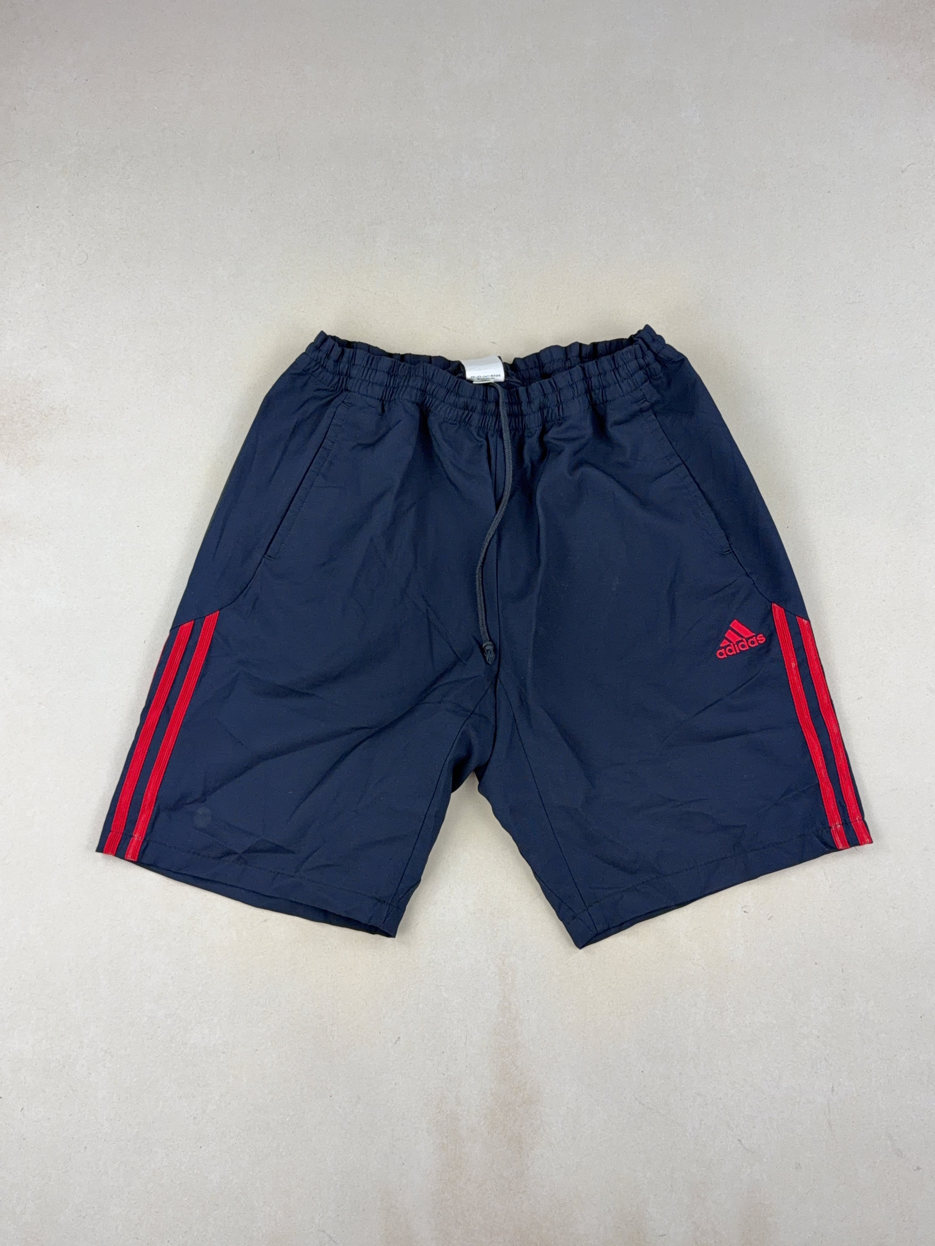 ADIDAS SHORTS - MEDIUM