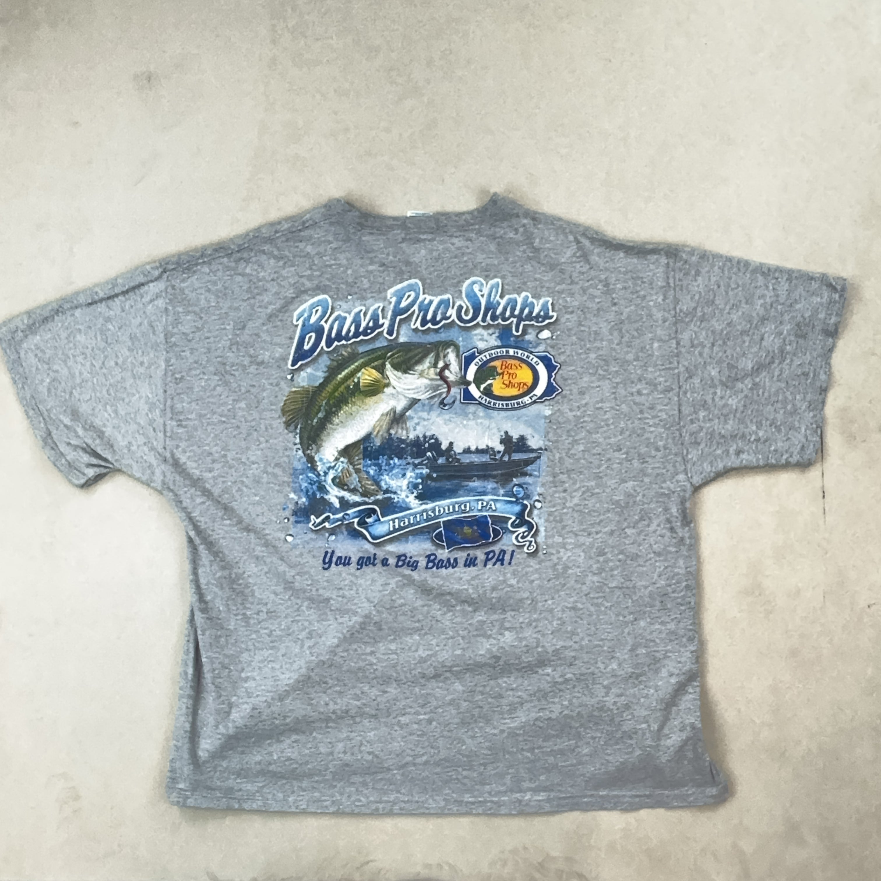 BASS PRO SHOPS TEE - X LARGE