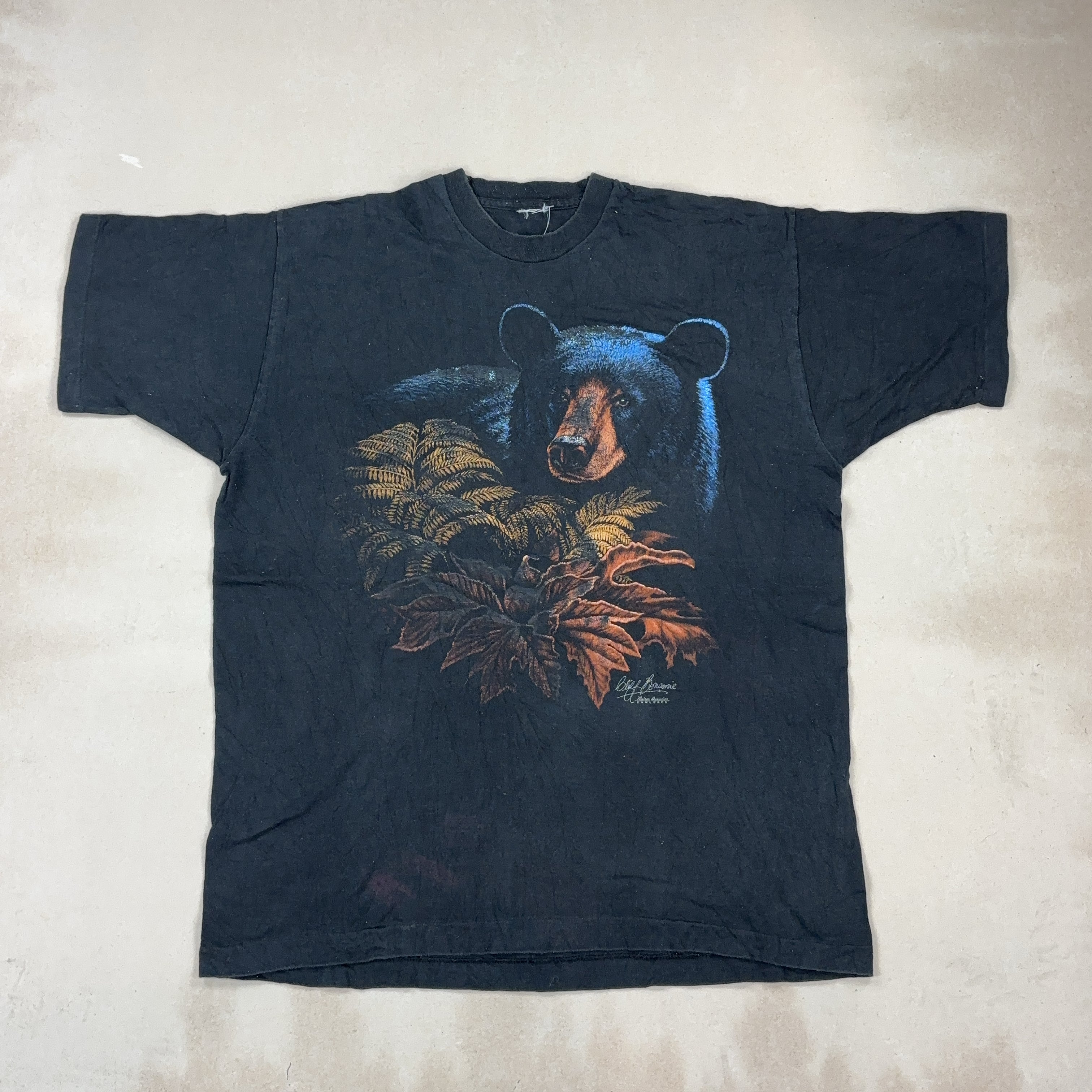 GRAPHIC BLACK BEAR TEE - LARGE