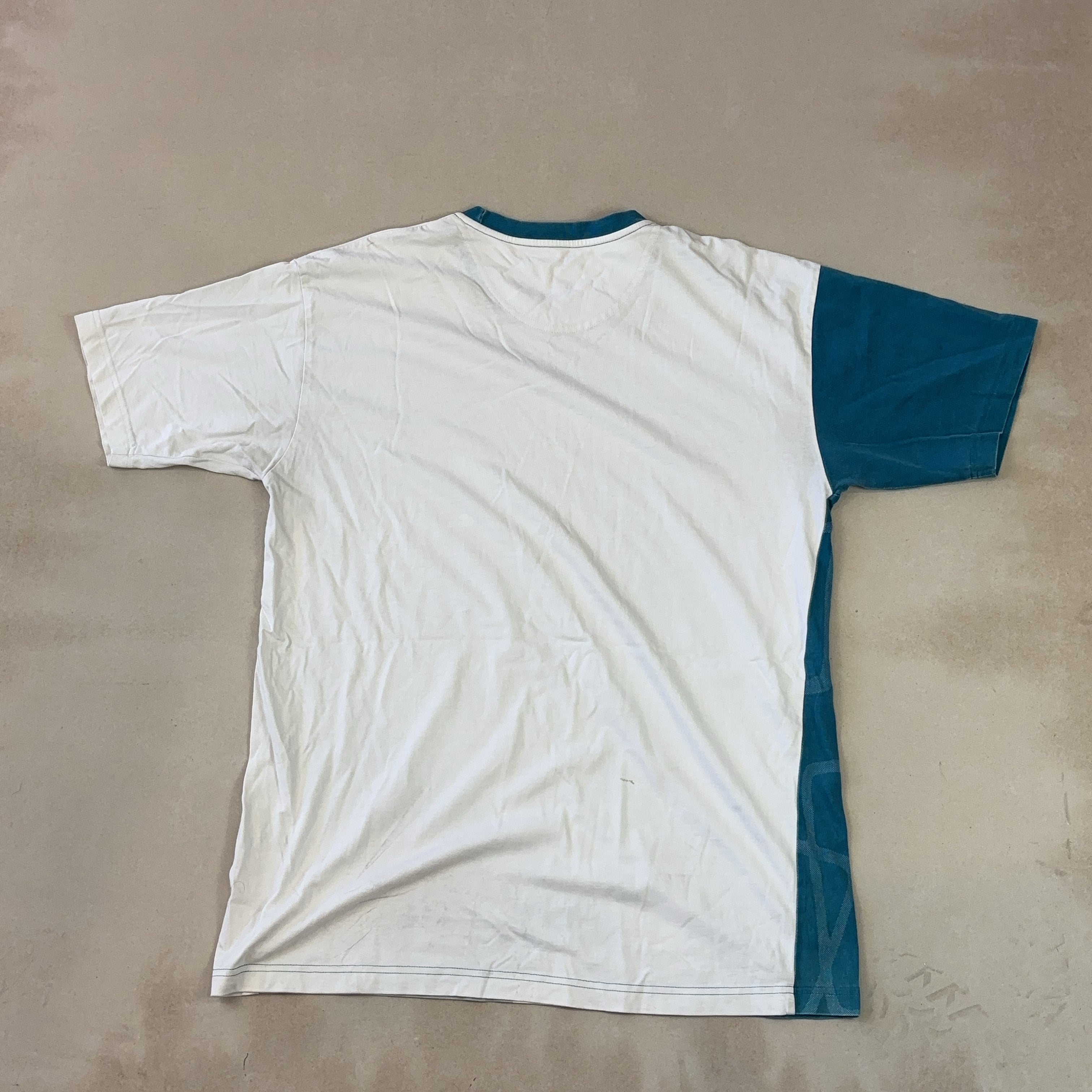 BODY GLOVE TEE - X LARGE