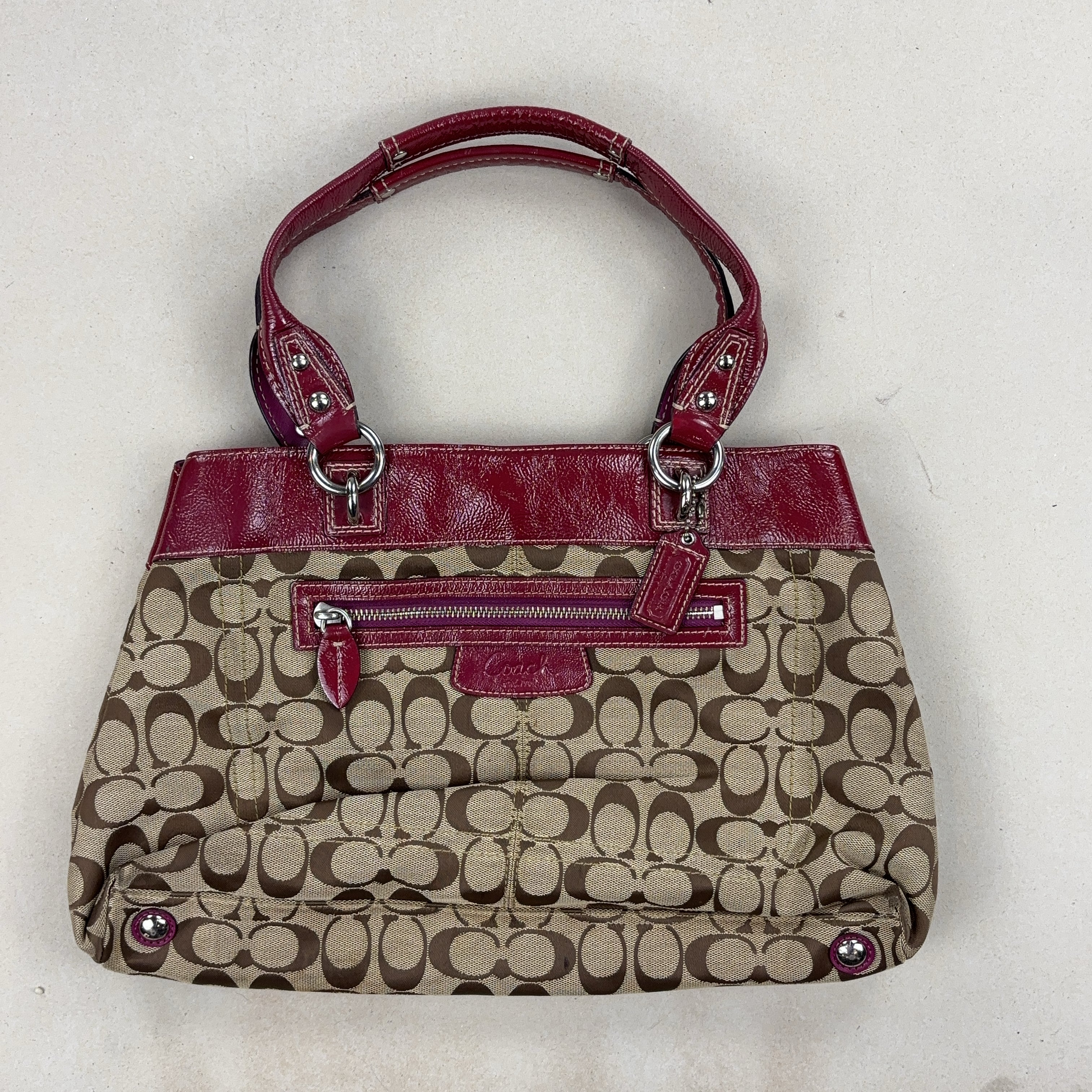 COACH HANDBAG - MEDIUM