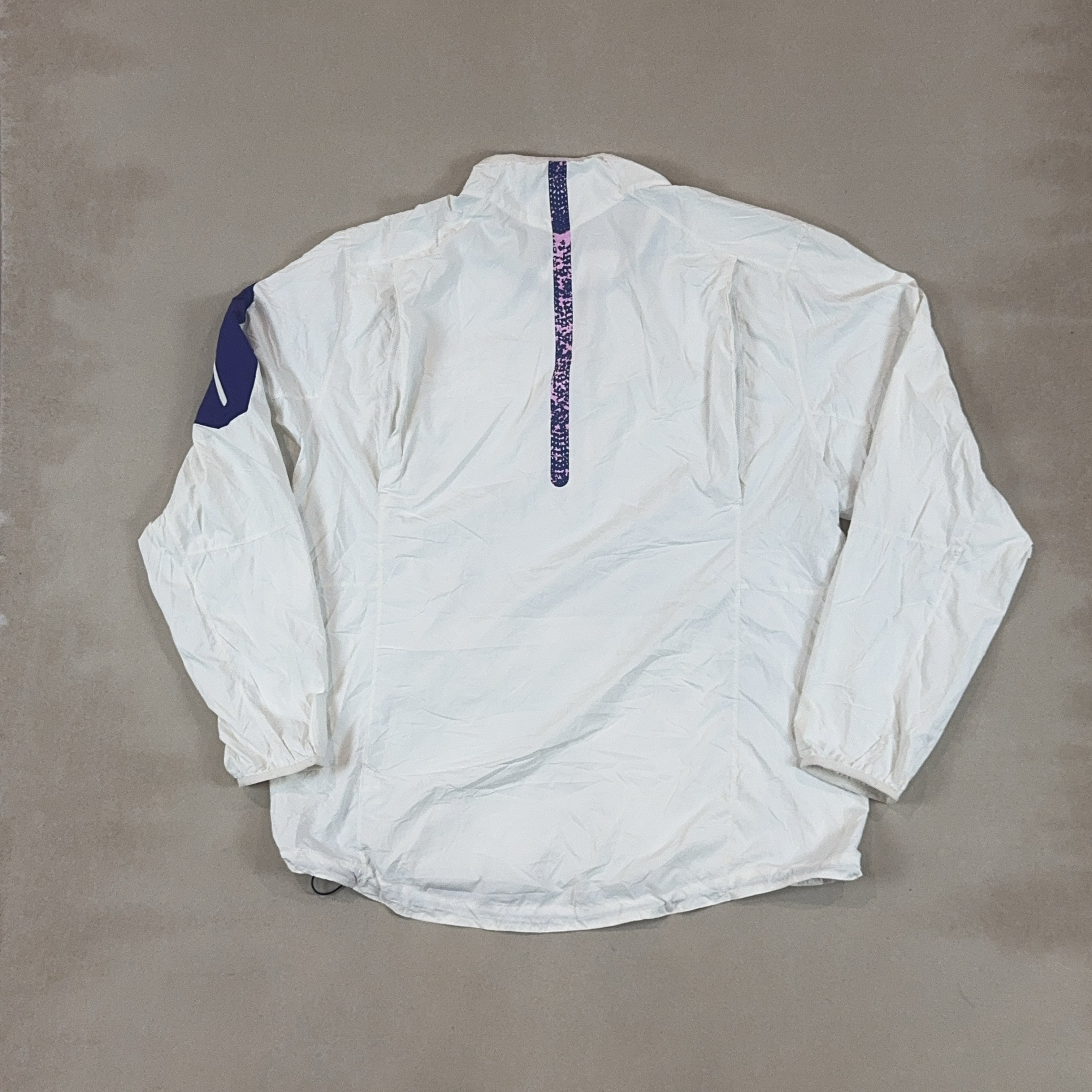 NIKE WIND BREAKER - LARGE