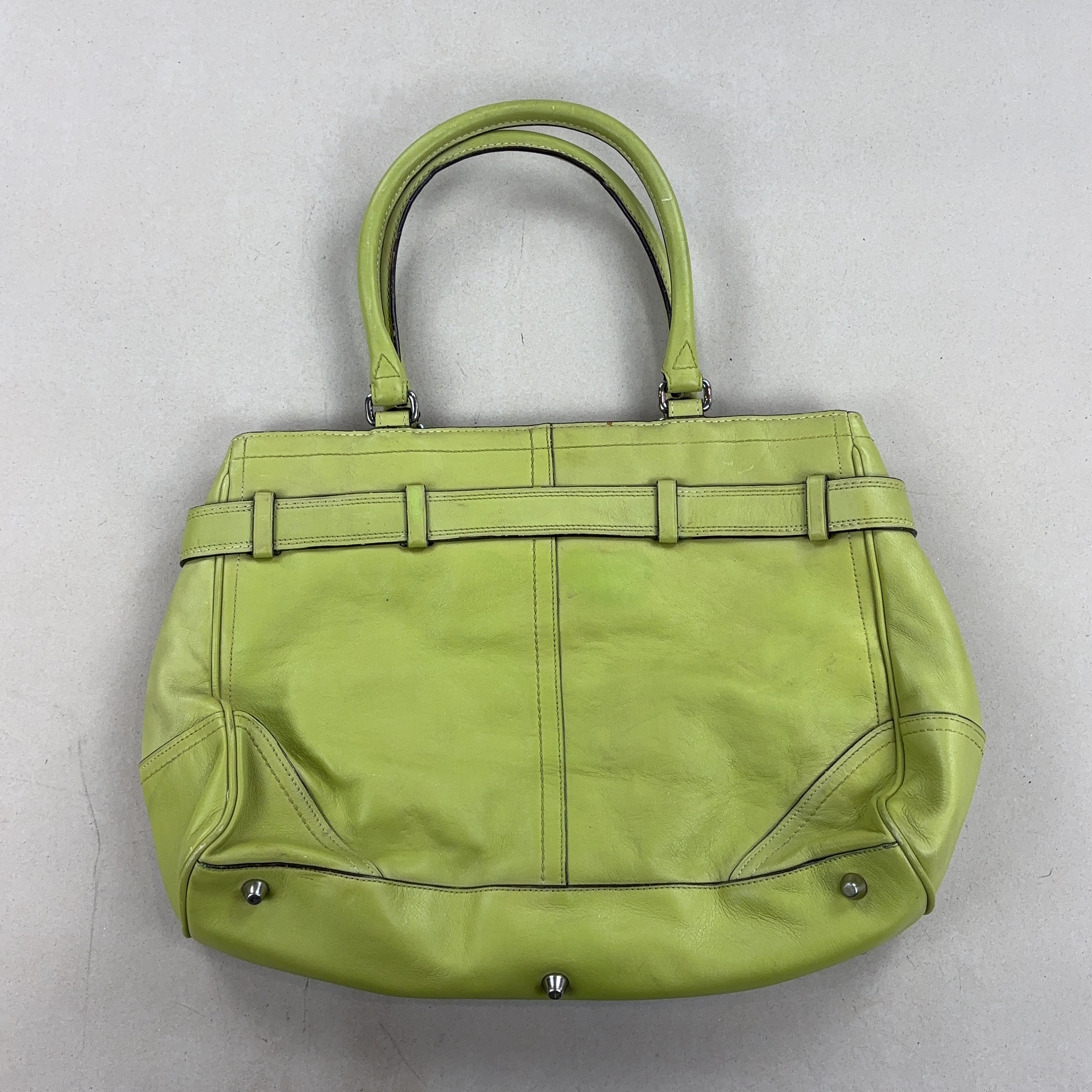 COACH HANDBAG - MEDIUM