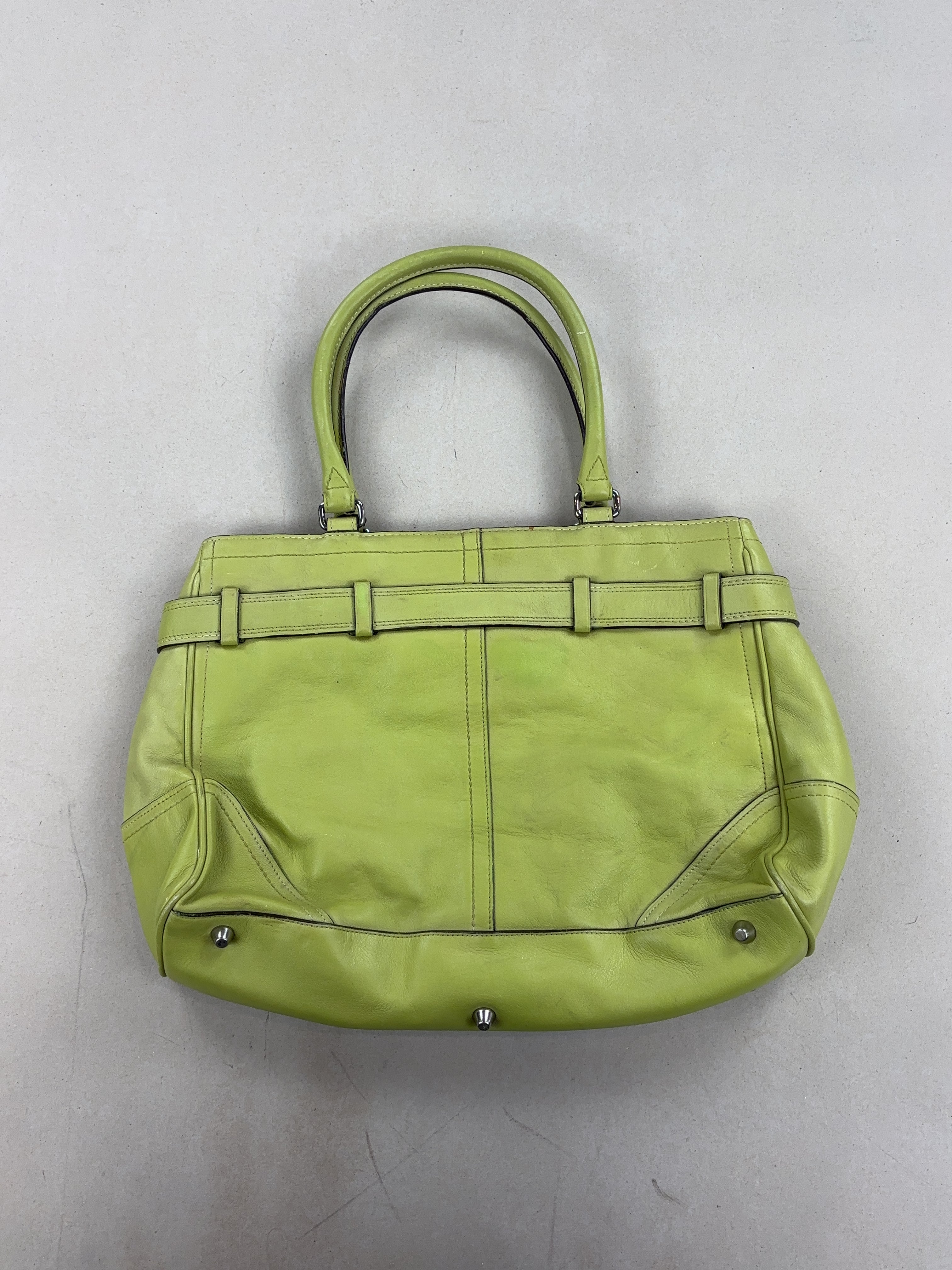 COACH HANDBAG - MEDIUM