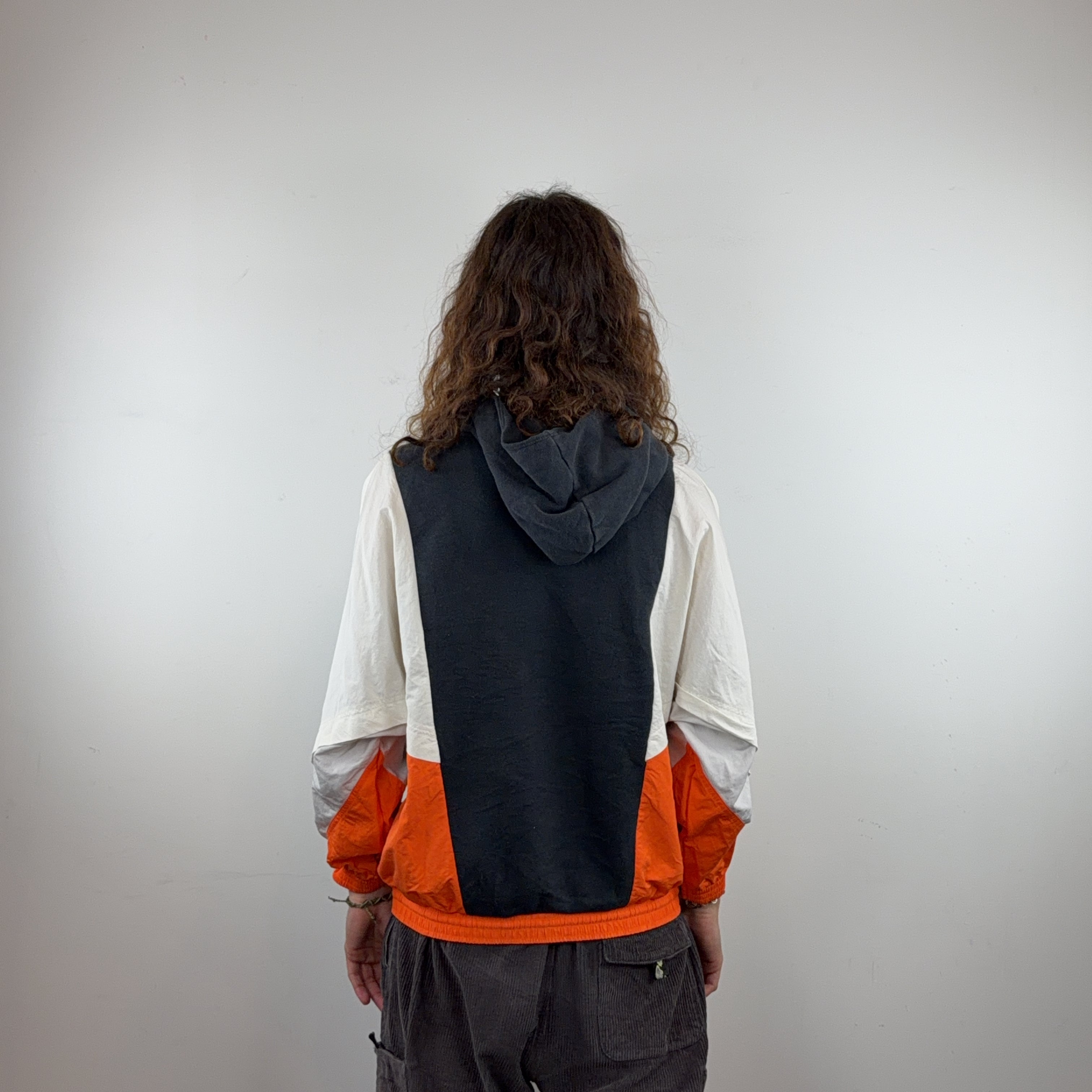 NIKE HOODIE - MEDIUM