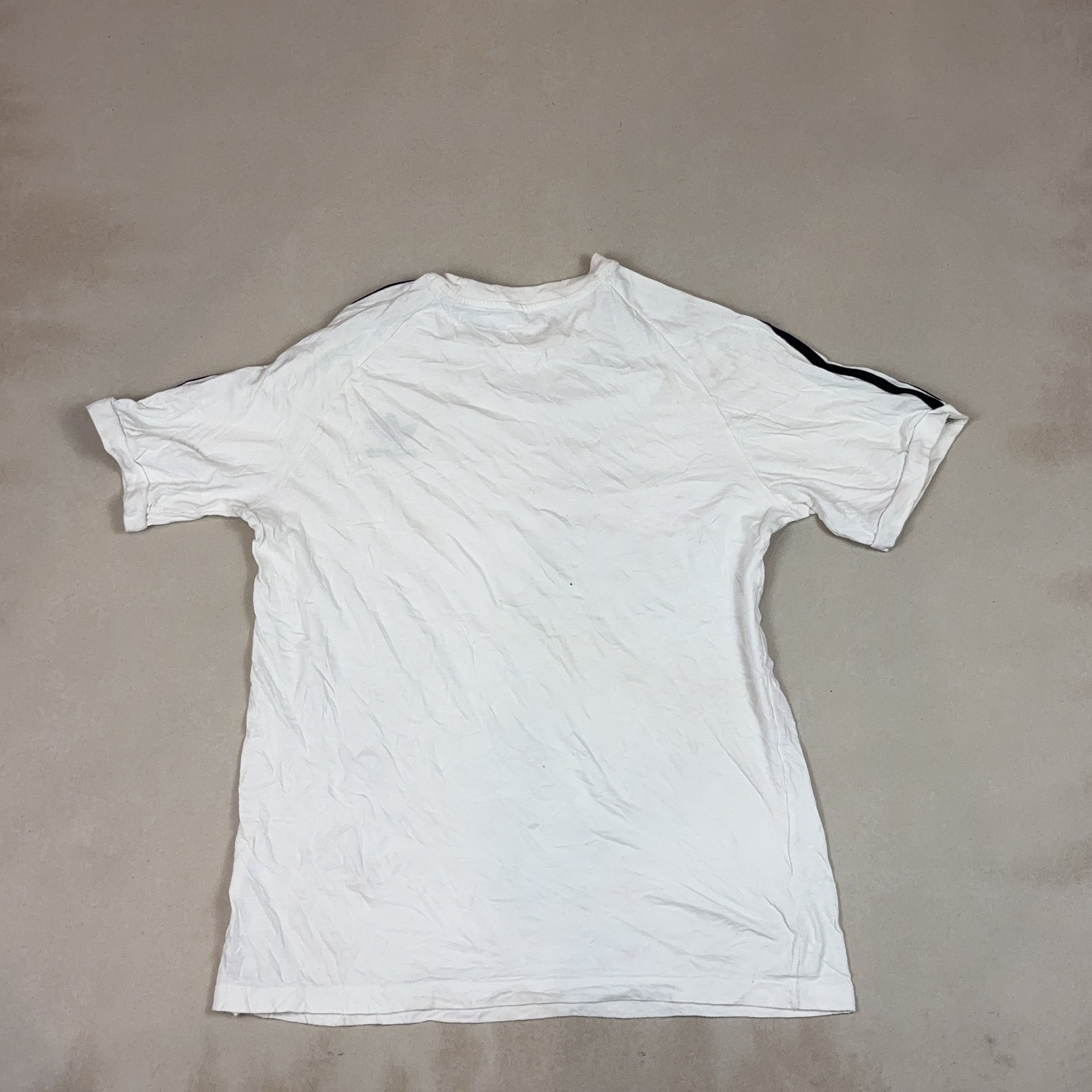 ADIDAS TEE - LARGE