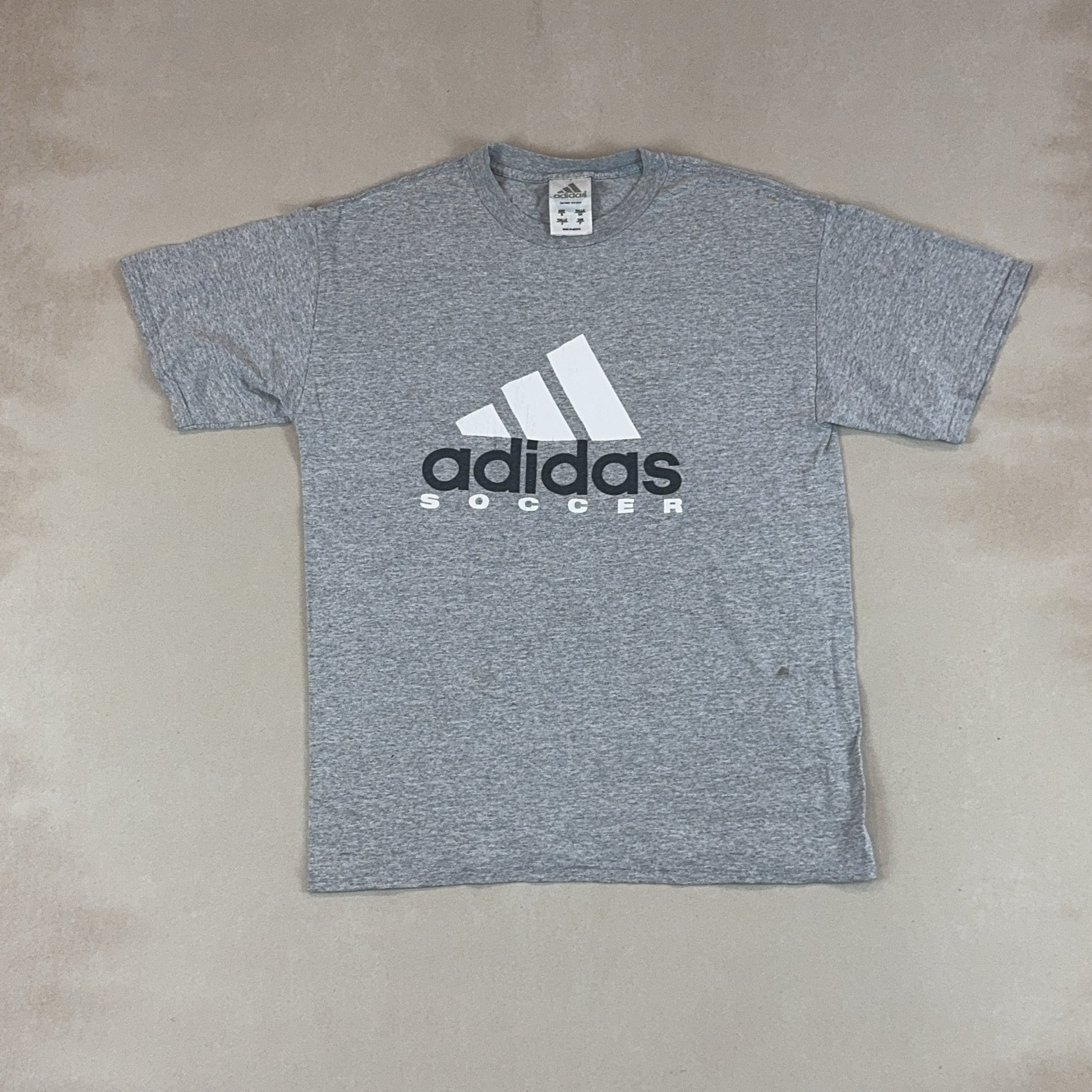ADIDAS TEE - MEDIUM