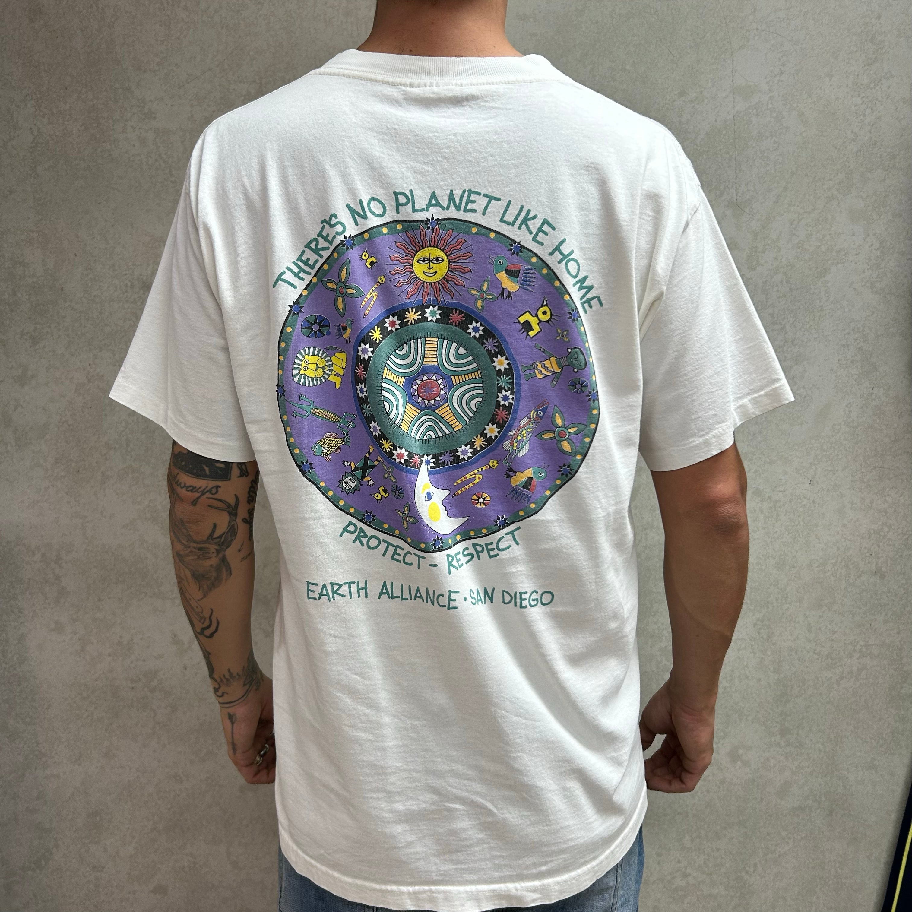 EARTH ALLIANCE TEE - LARGE