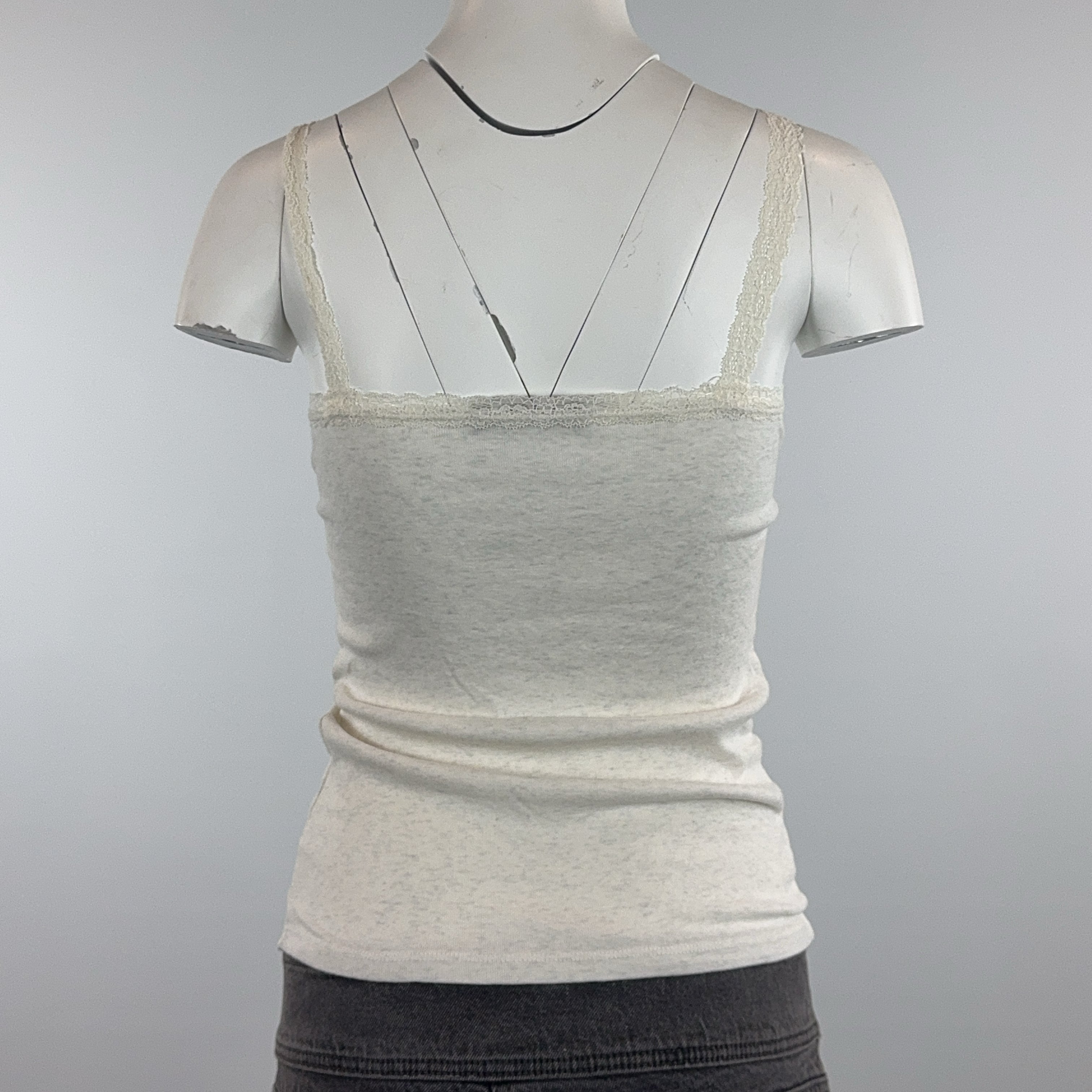 BRANDY MELVILLE TOP - SMALL