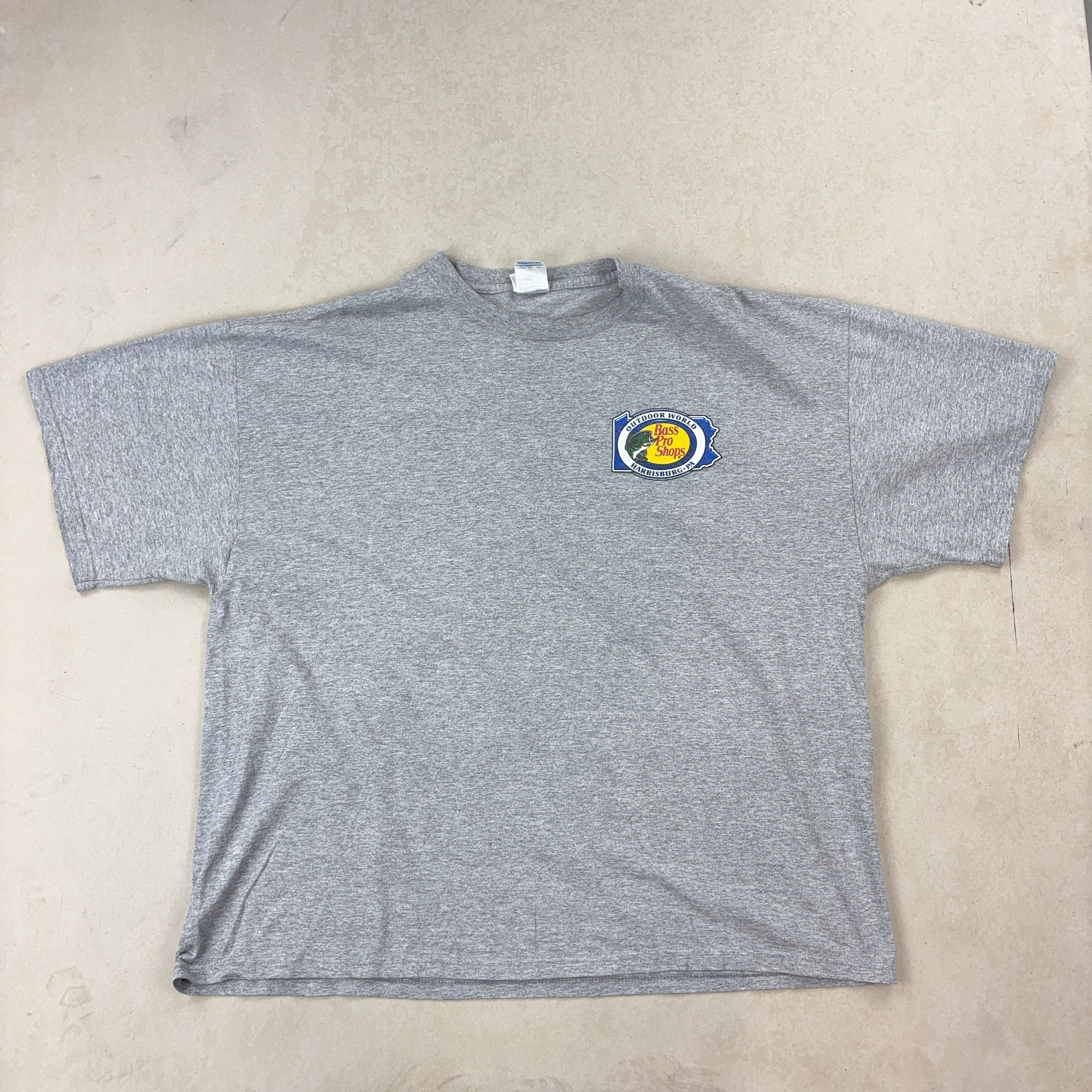 BASS PRO SHOPS TEE - X LARGE