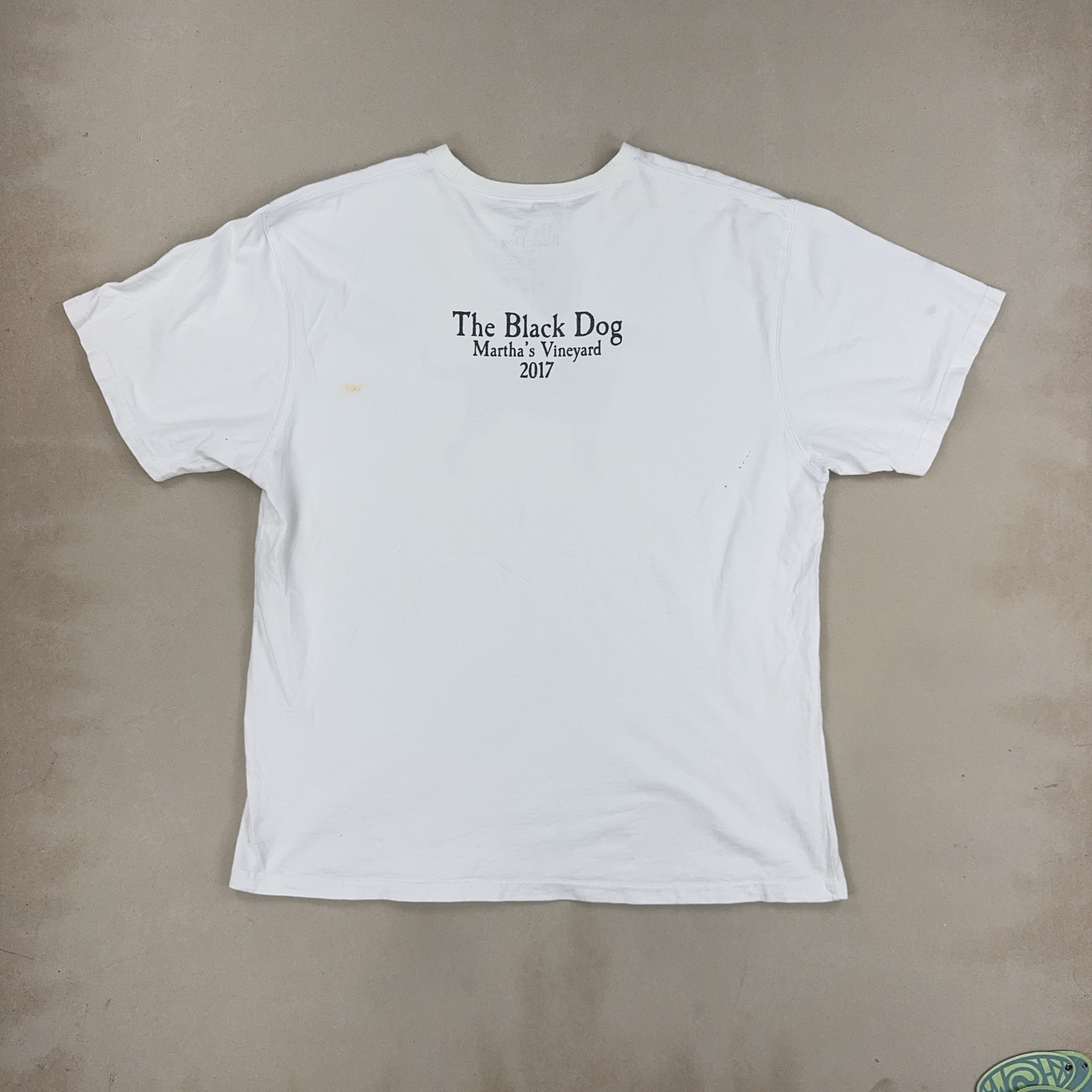 THE BLACK DOG TEE - X LARGE