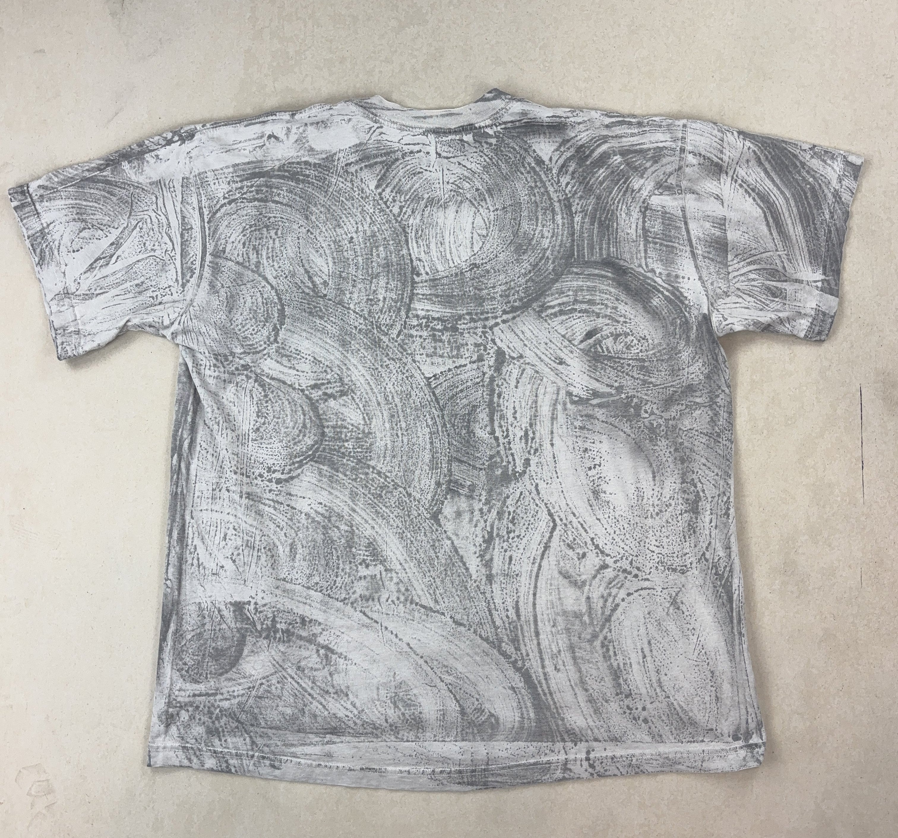 GRAPHIC TEE - X LARGE