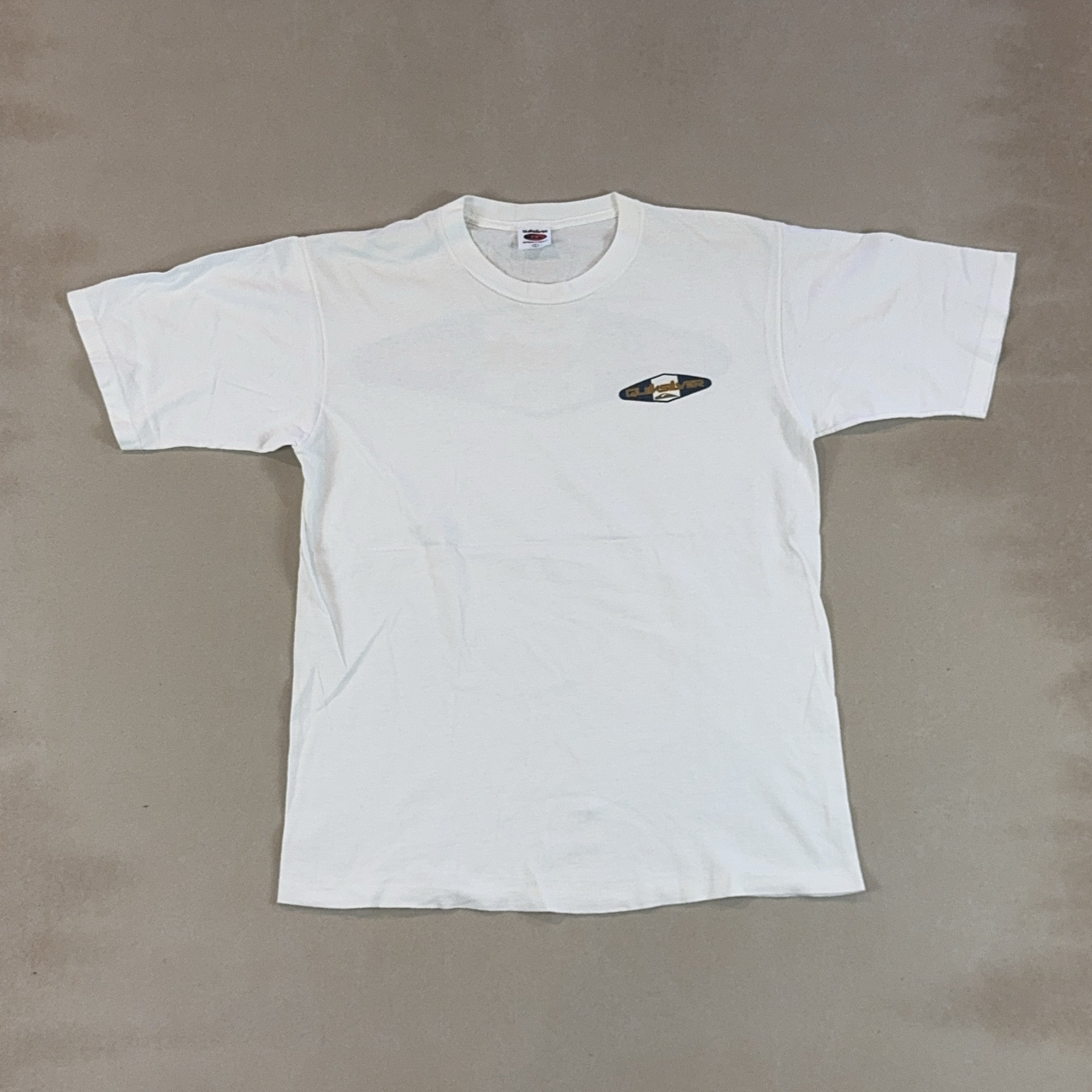 QUIKSILVER BOARDSHORTS TEE - LARGE