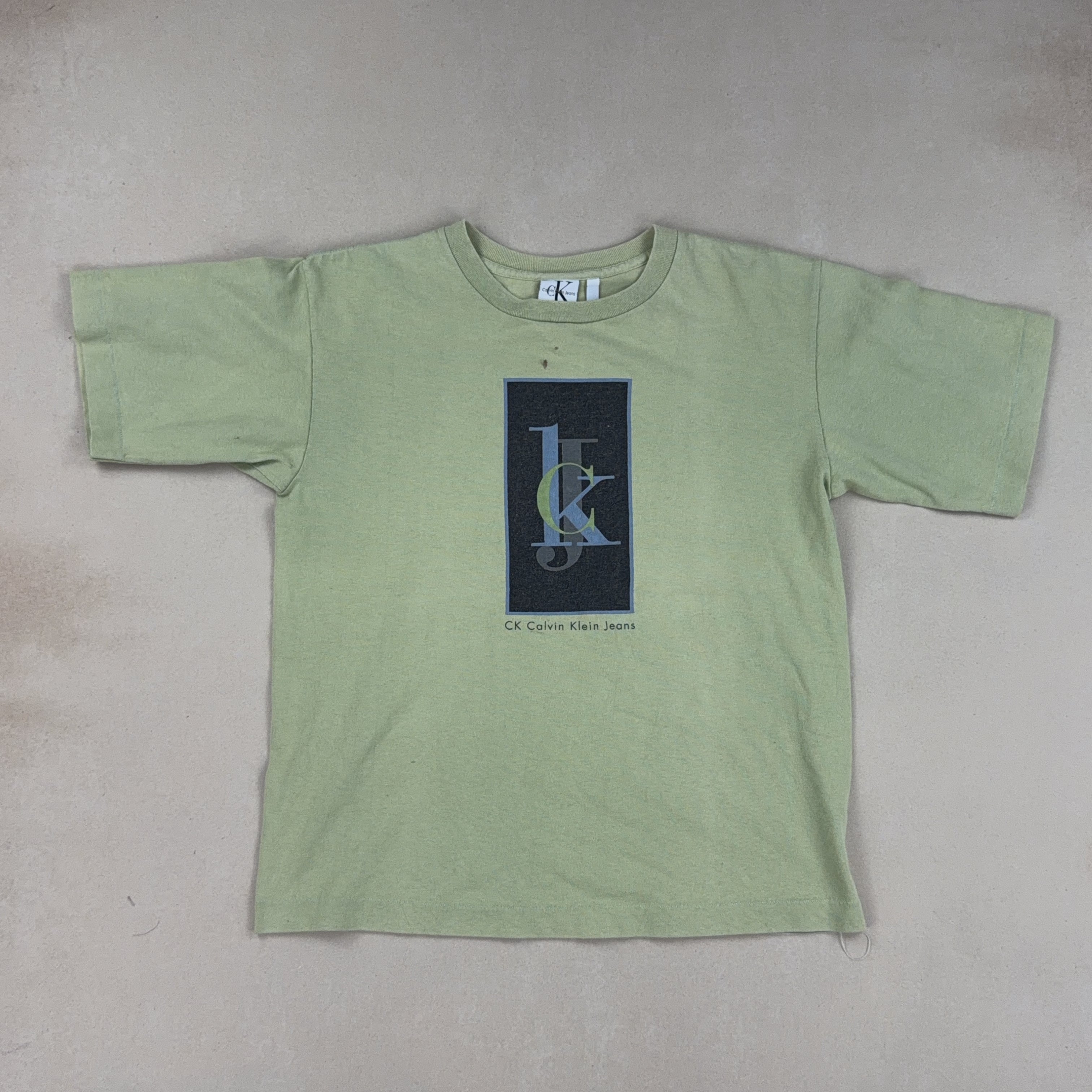 CALVIN KLEIN TEE - MEDIUM
