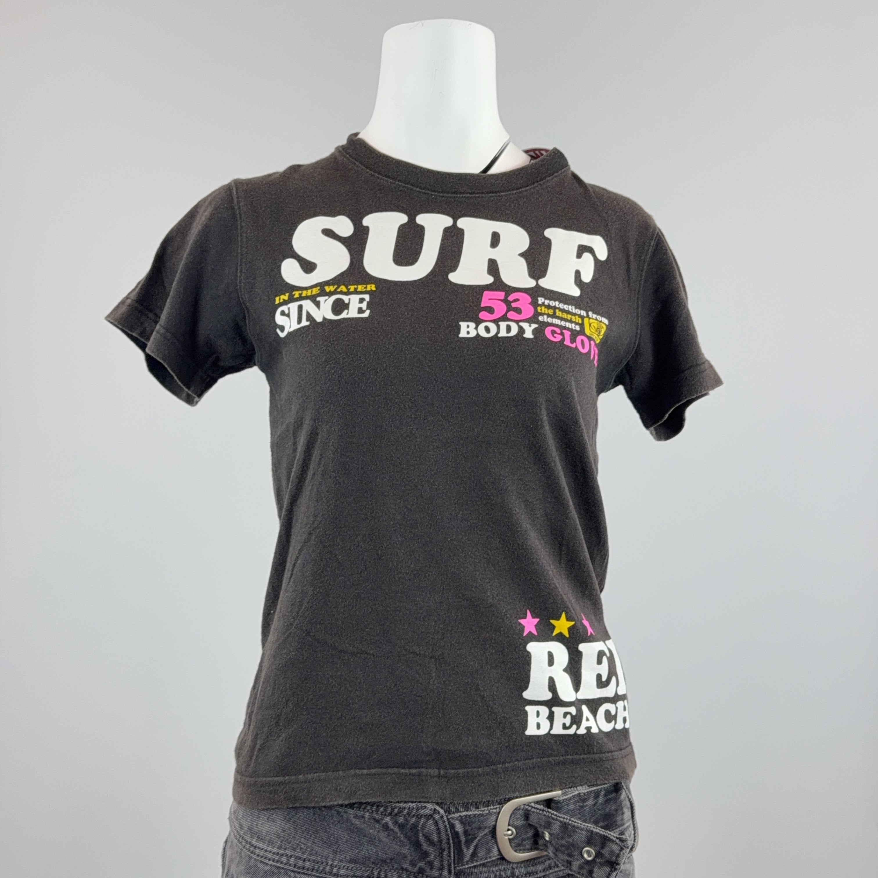 BODY GLOVE TEE - SMALL