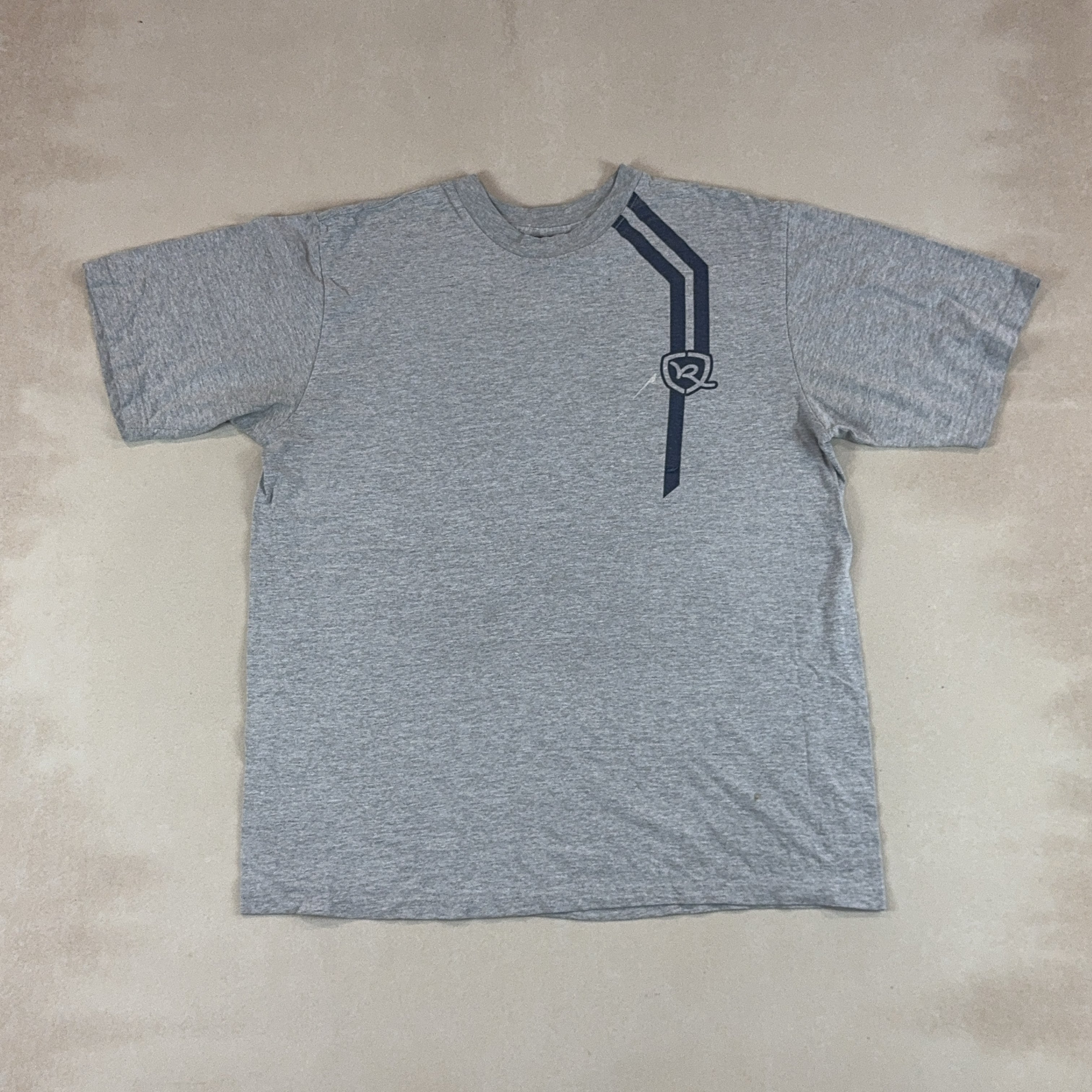 ROCAWEAR TEE - X LARGE